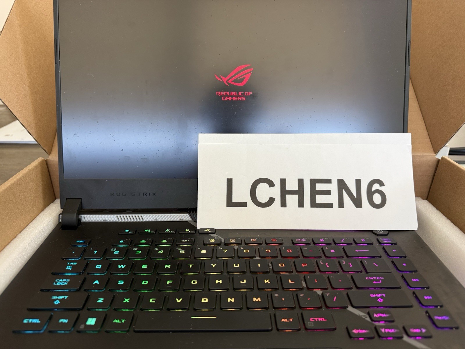 ASUS ROG Strix Scar 15 G533ZW-AS94Q • i9-12900H • RTX 3070 Ti • QHD 240Hz • Orig