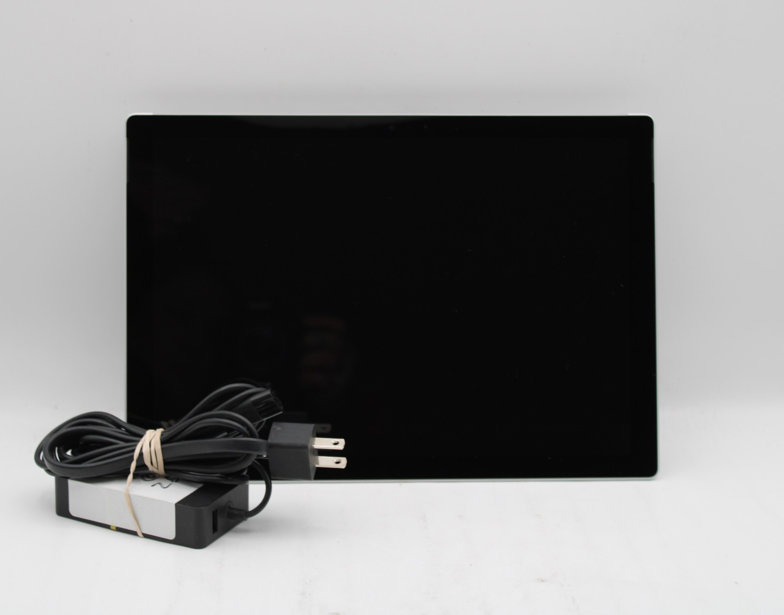 Microsoft Surface Pro 5 1796 i5-7300U @ 2.6 GHz 8GB RAM 256GB SSD No OS
