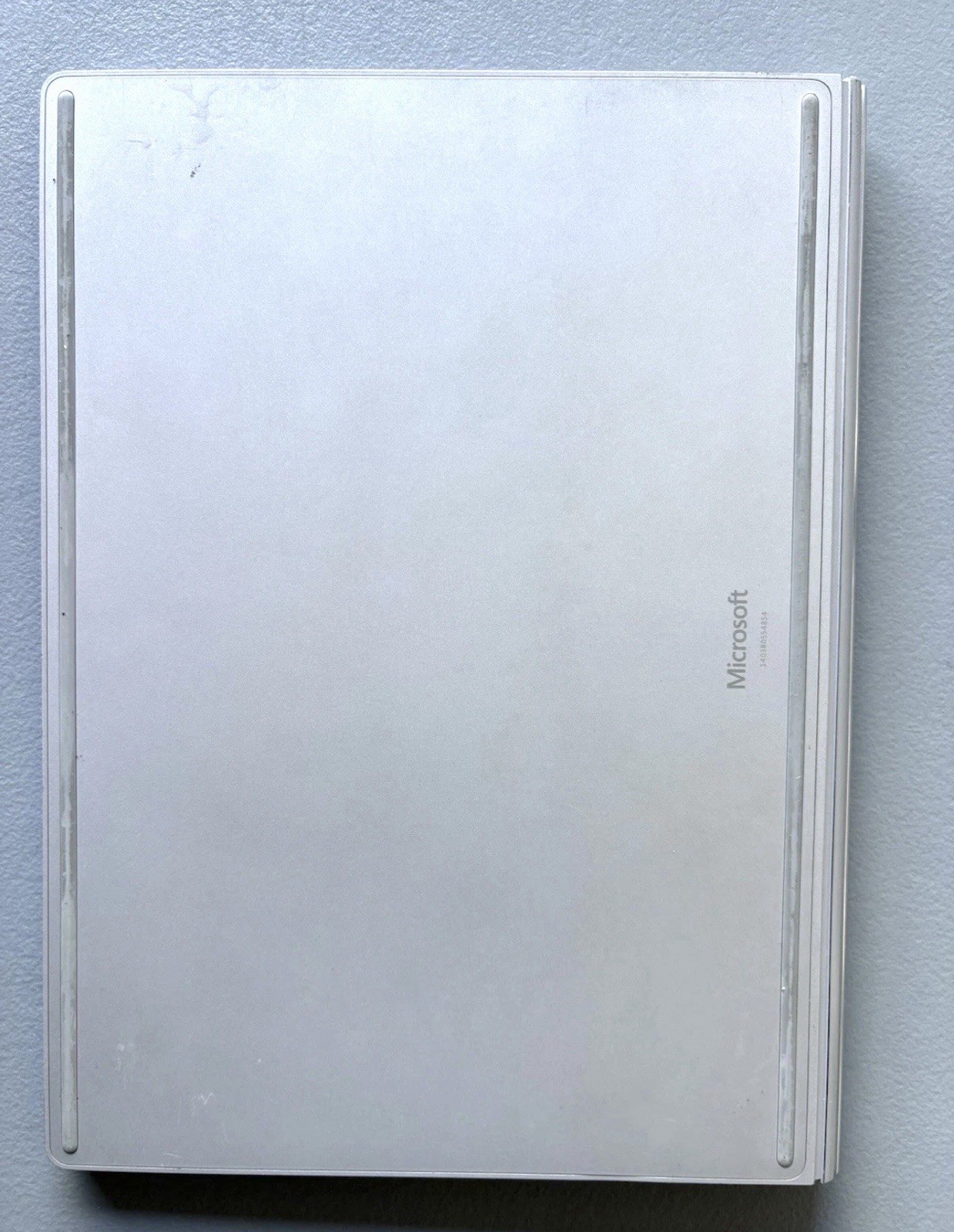 Microsoft Laptop 2/6 Gen I5/ 8 Ram/ 128 Ssd/ Win 10 Pro/ Charger Included/ Touch