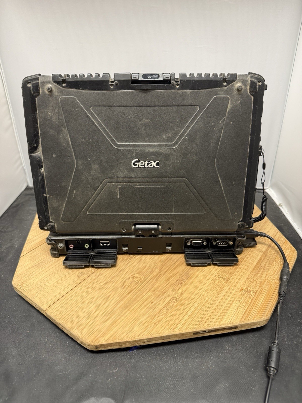 Rugged 2-in-1 Touch Getac V200-G2 Intel i7-3520M + RAM, No Storage Police Laptop