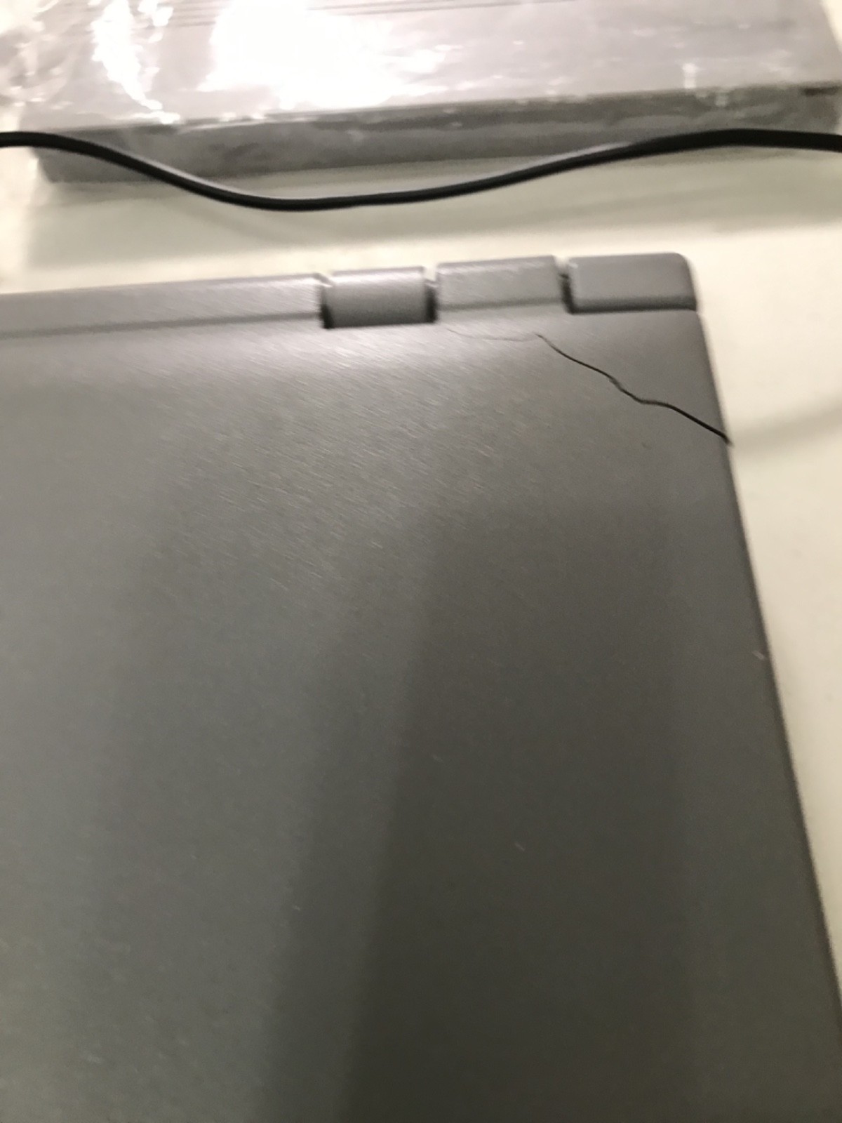 TOSHIBA PORTEGE 610CT LAPTOP/CHARGER/EXTRA BATTERY/EXTRA FLOPPY DRIVE/BOOKLETS