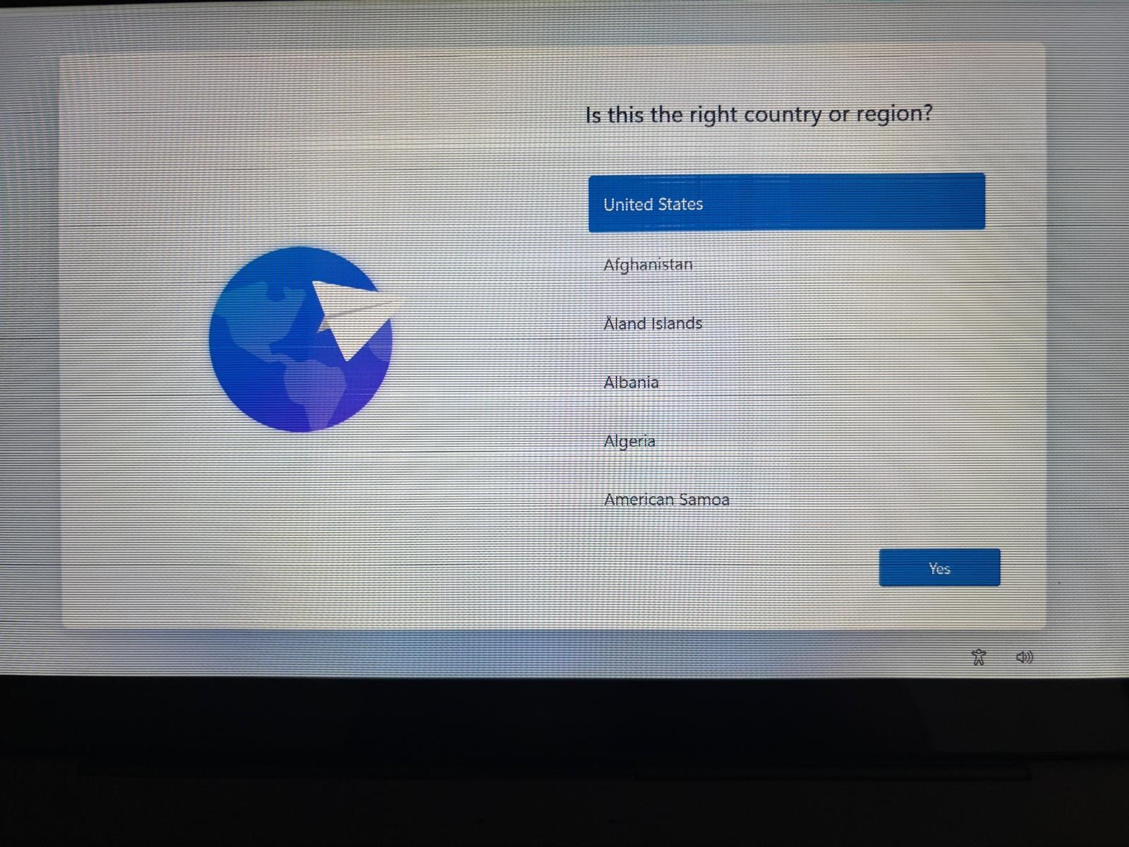 Samsung Galaxy Book S (i5/256GB) – Mercury Gray 12″ Damaged Screen