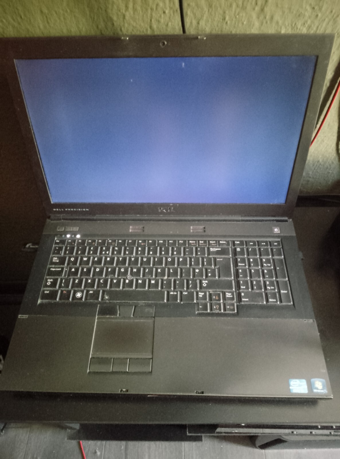 Dell Precision M6800 17.3″ Laptop i7-4800MQ 2.70GHz 8GB RAM NVIDIA
