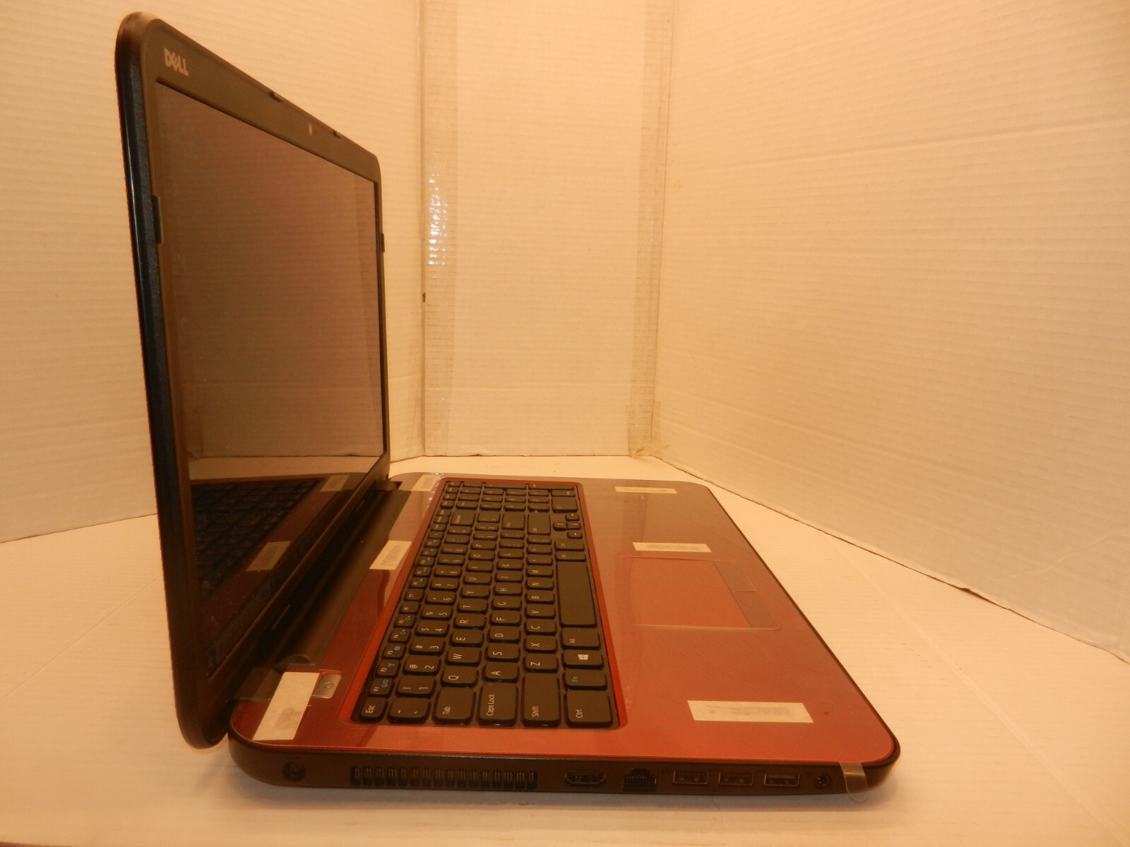 DELL INSPIRON 17 3721 CORE i5-3337U@1.8GHZ 8GB RAM 500GB HDD WINDOWS 10