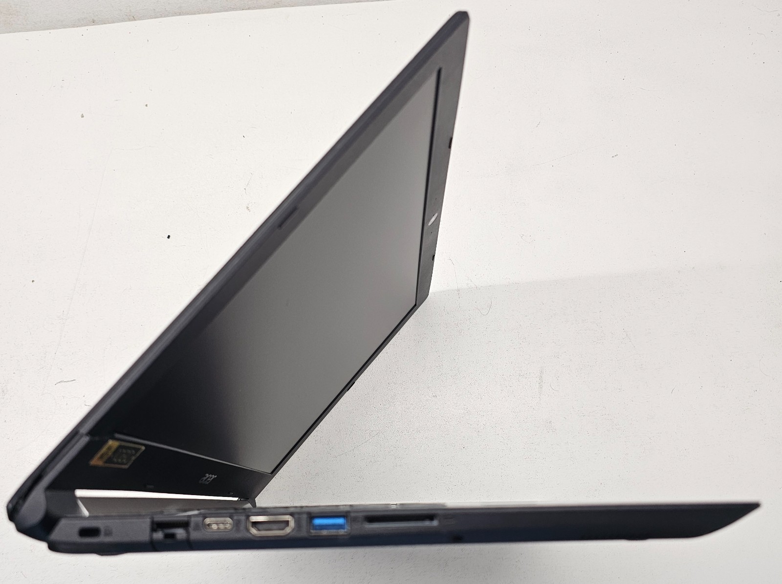 Acer Aspire A515-51-89UP Laptop Intel Core i7-8550U NO RAM/HD/OS/POWER (FL)