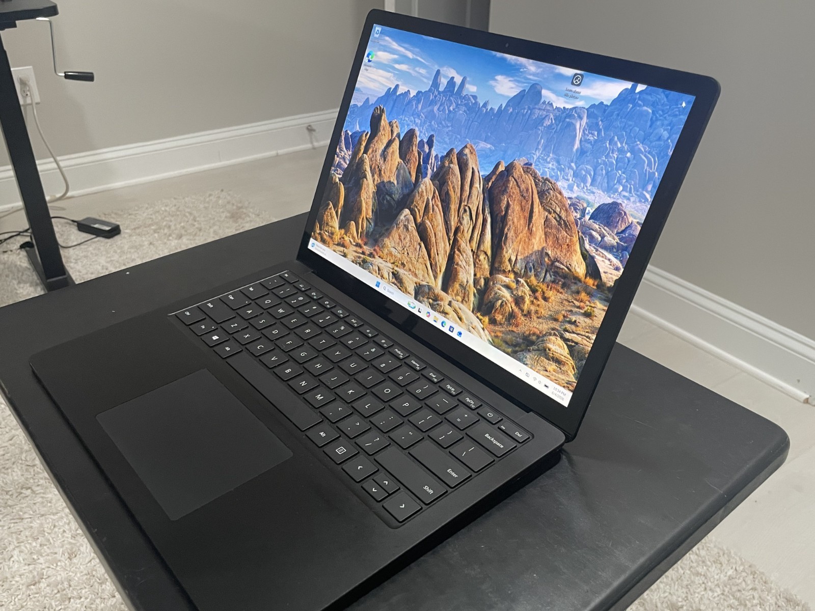 MASSIVE TECH BUNDLE – 4 Laptops, 6 Desktop Monitors, 2 Lenovo Docks