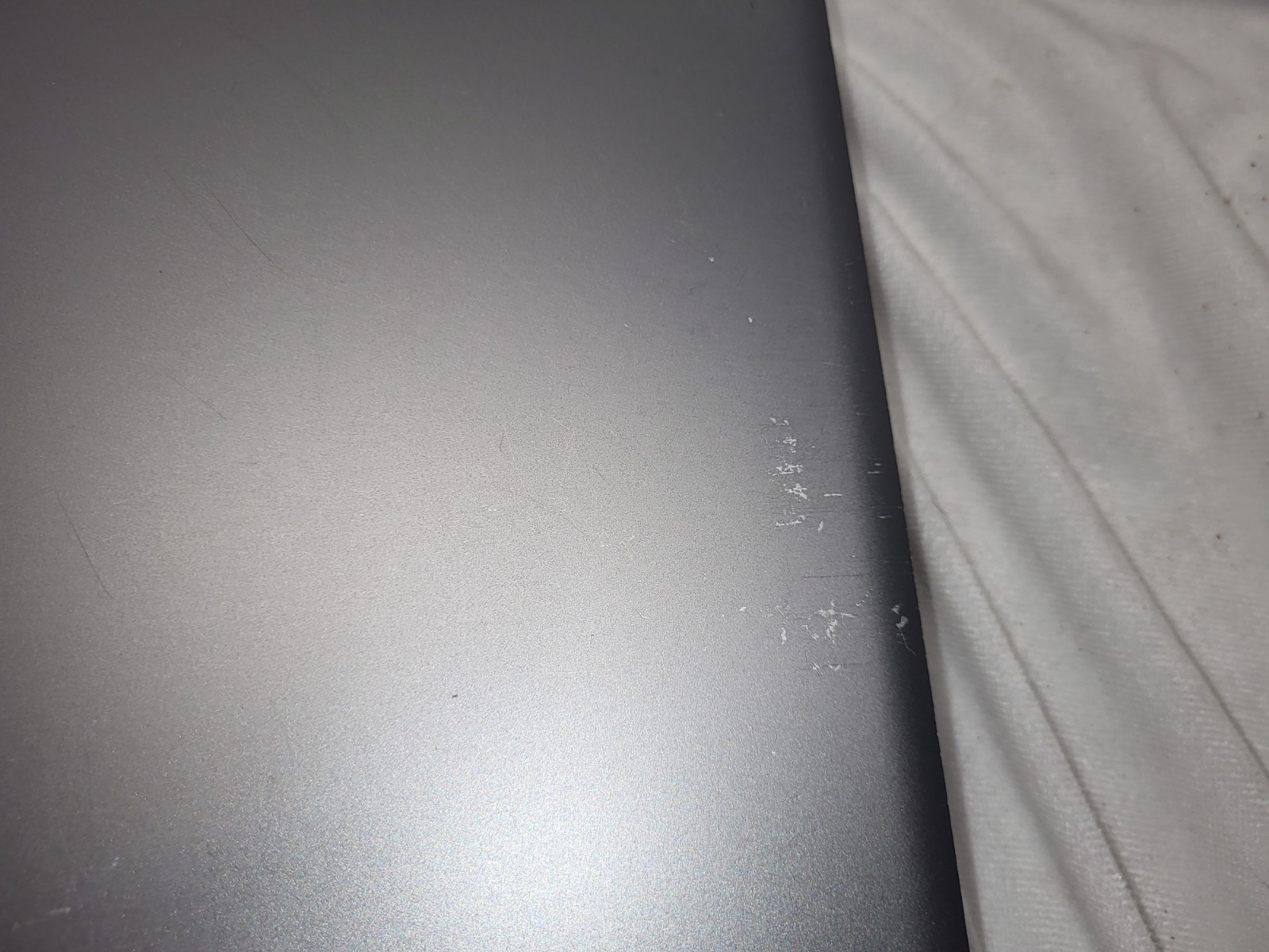 Dell Precision 7750 i7 10850H 2.70GHz 16GB 256 SSD Quadro RTX 5000 w/Win 11