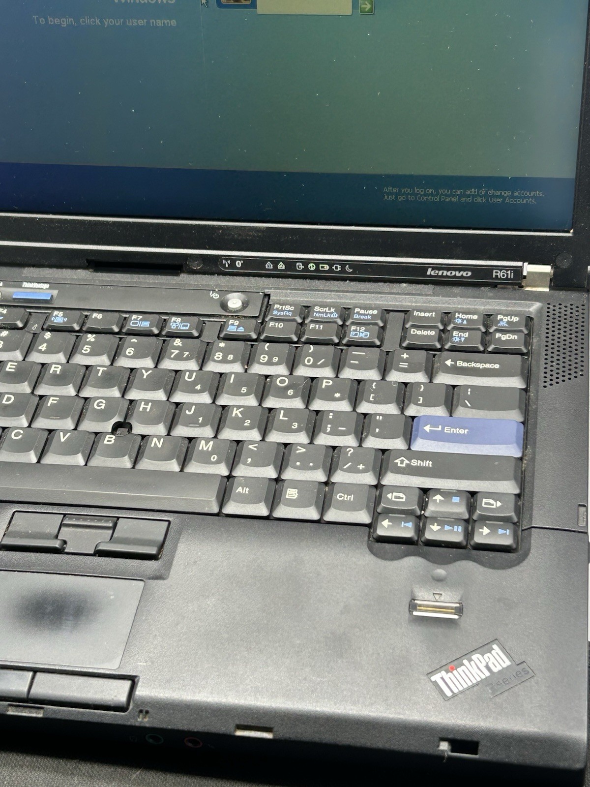 Lenovo ThinkPad R61i Tested Working Vintage “Needs To Be Factory Reset”