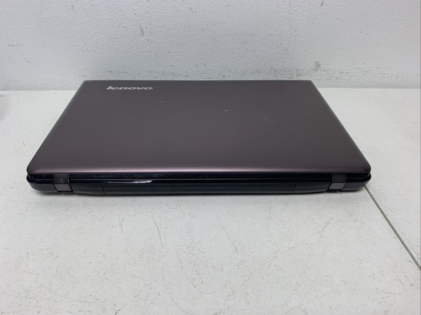 Lenovo IdeaPad Z570 Intel Core i5-2450M 2.50 GHz 6GB Ram 128GB Ssd Linux Mint 22