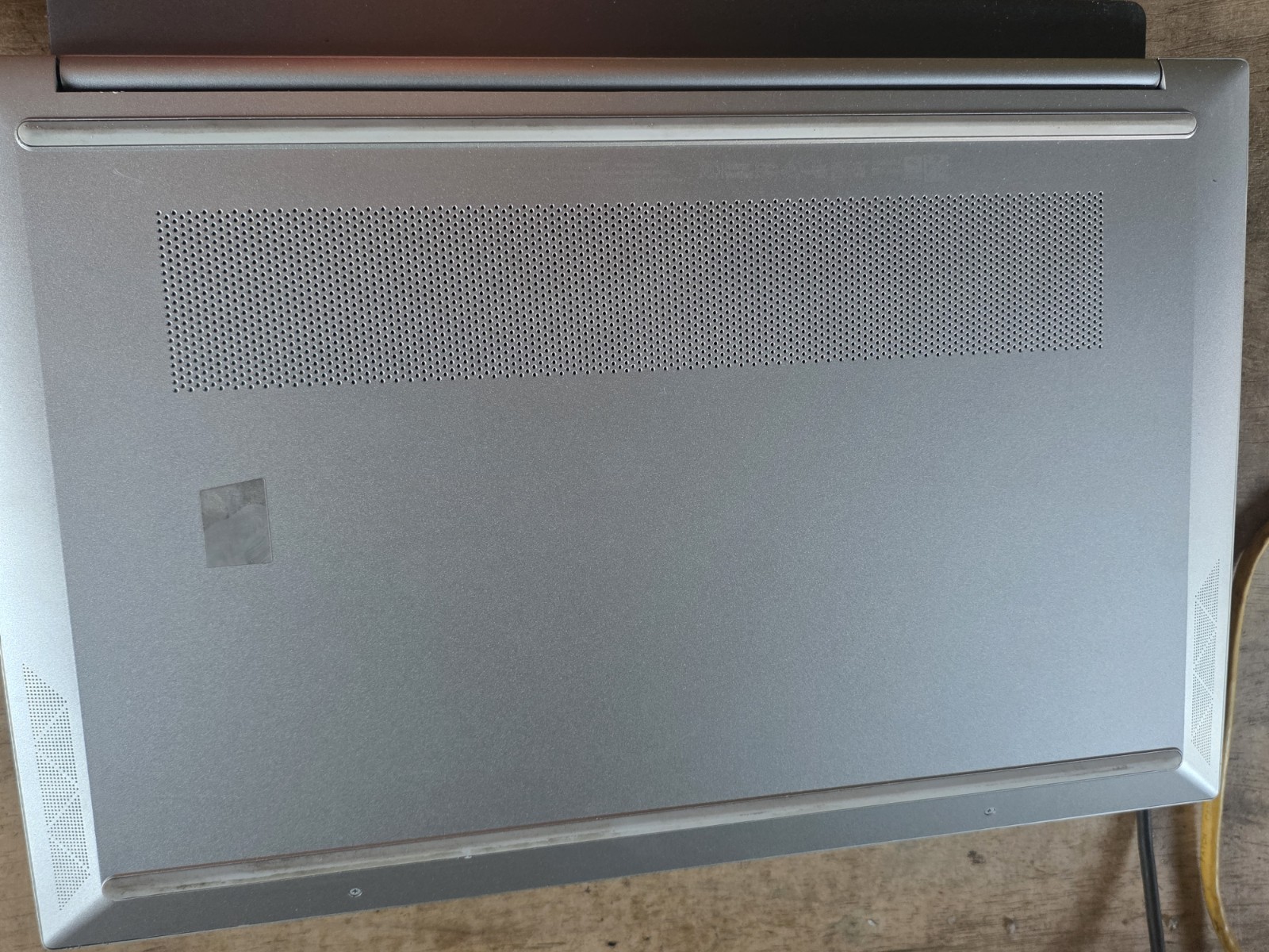 HP Pavilion 15-eg3055cl 15.6″ Touch Intel i7-1355U 16GB 1TB SSD MX550 W11 Laptop