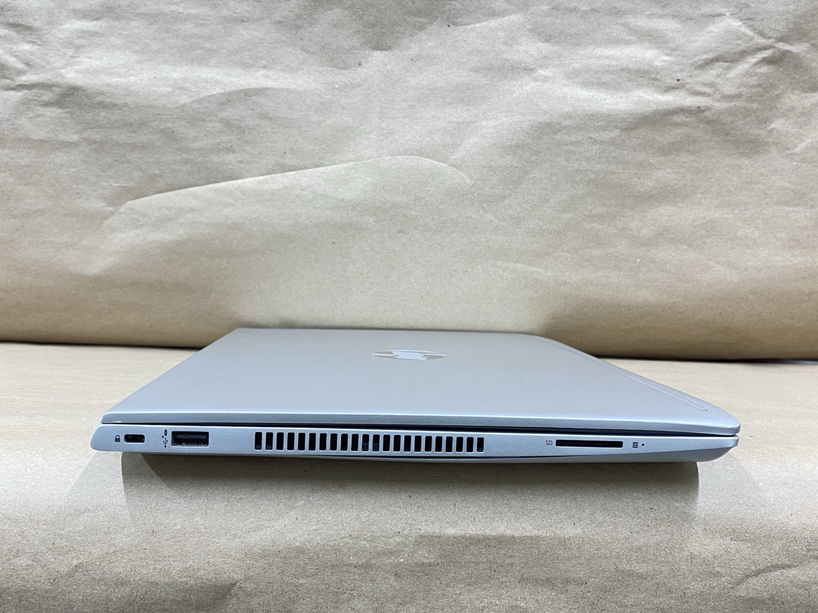 HP 440 G6 – 14″ 1366×768 – i5-8265U – 8GB – 128GB SSD – Win 11 Pro