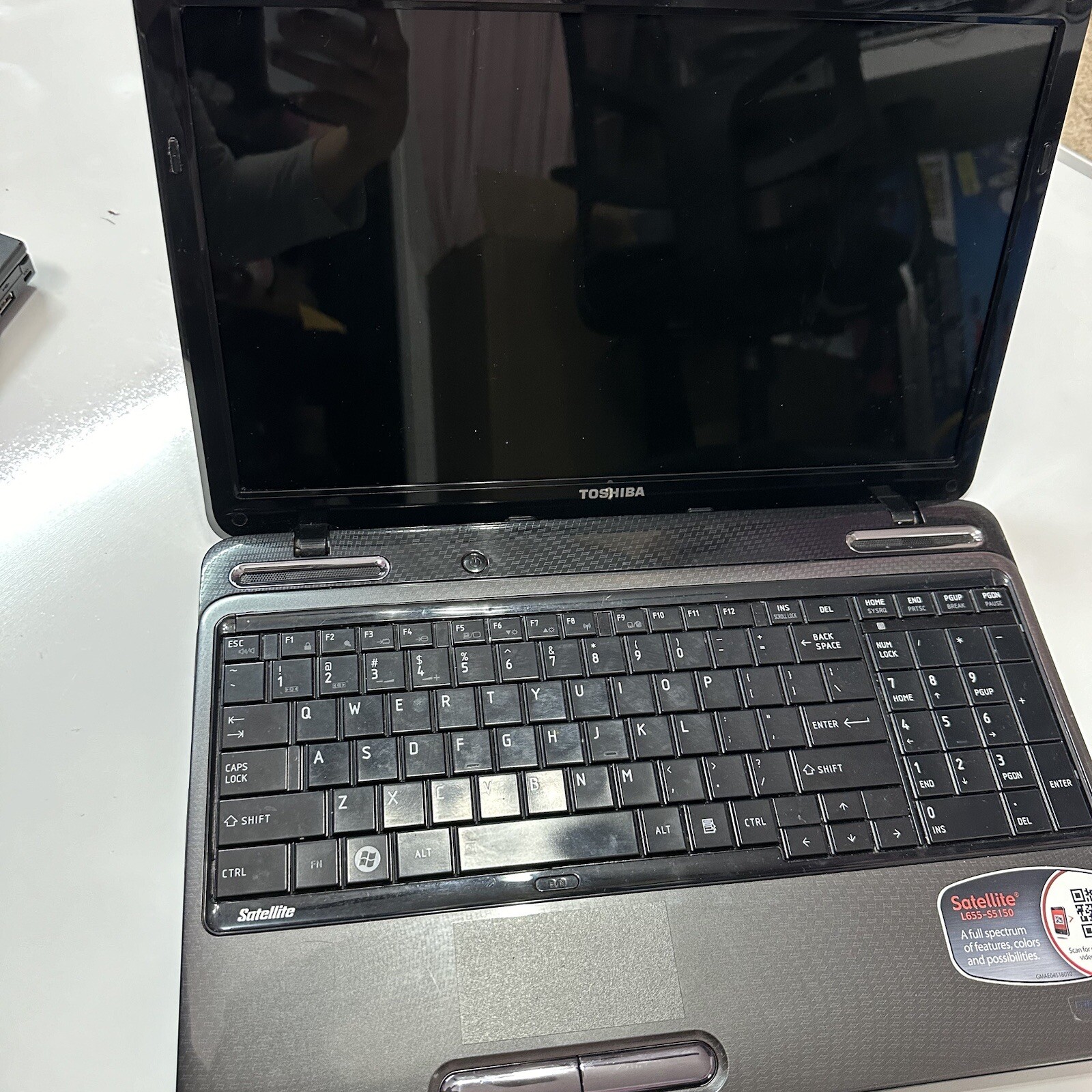 TOSHIBA Satellite L655 Model PSK2CU Laptop PARTS ONLY