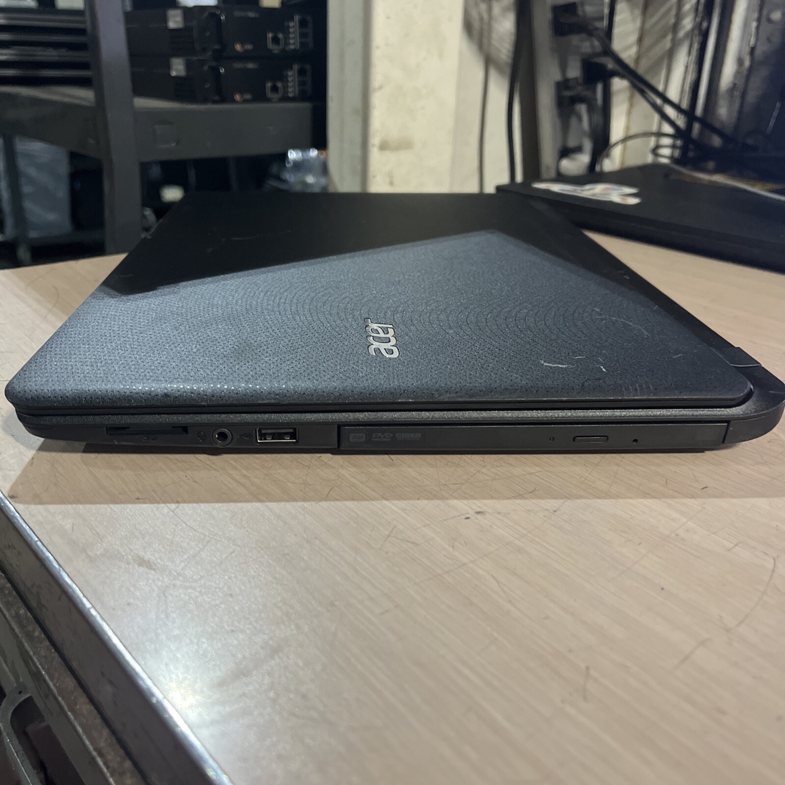 ACER ES1-572 SERIES INTEL CORE I3 NO RAM NO HD