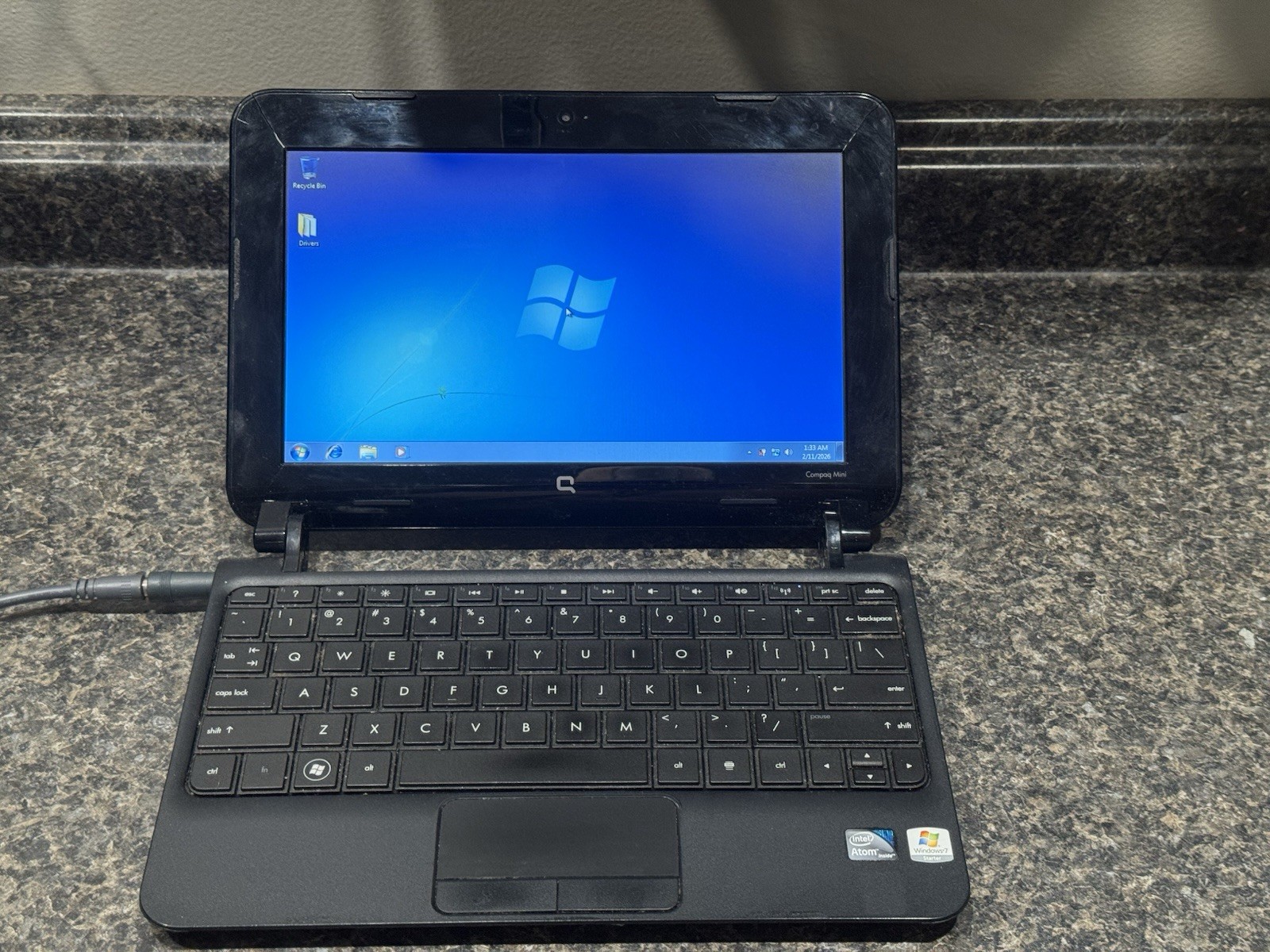 HP Compaq Mini CQ10-600 Netbook Intel Atom 1.66GHz 1gb RAM 320gb HDD Windows 7
