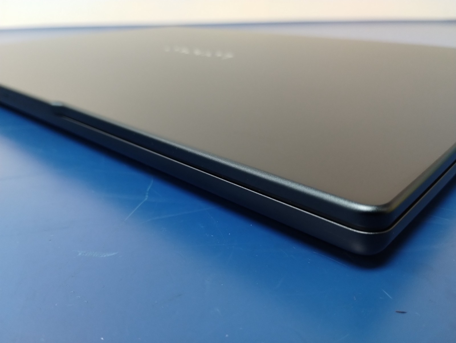 LENOVO IdeaPad Slim 5 16AKP10, AMD Ryzen AI 7 350, 2.00 GHz 16 GB RAM, 1 TB NVMe