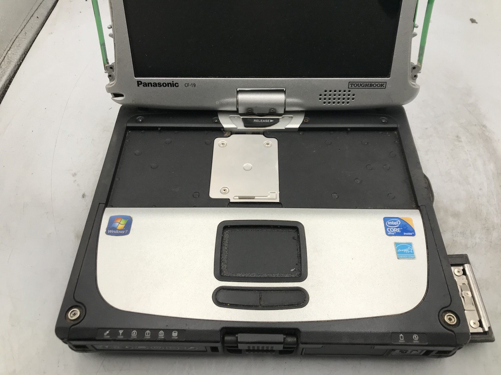 PANASONIC TOUGHBOOK CF-19 – FOR PARTS – INTEL I5 3RD GEN – NO RAM -READ DESC- BB