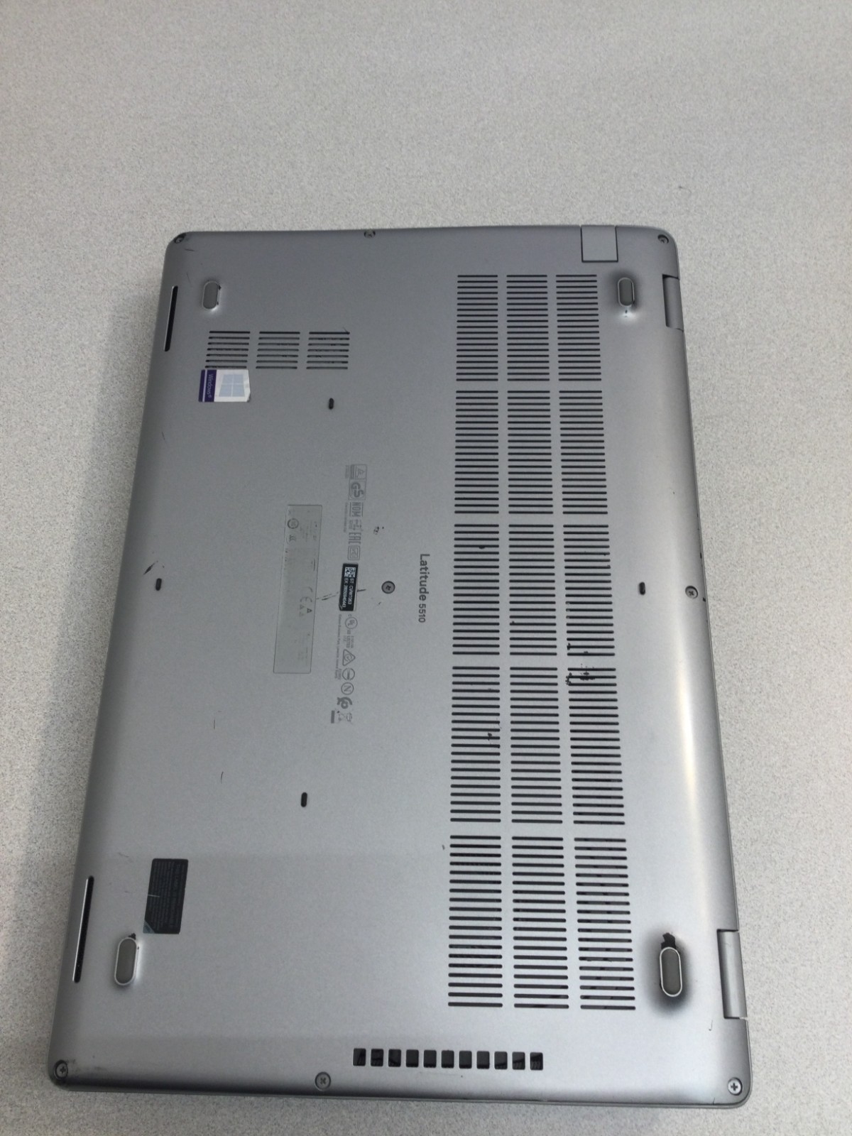 Dell Latitude 5510 15.6″ Core i5-10210U 1.60GHz 12GB RAM 128GB SSD Windows 11 P