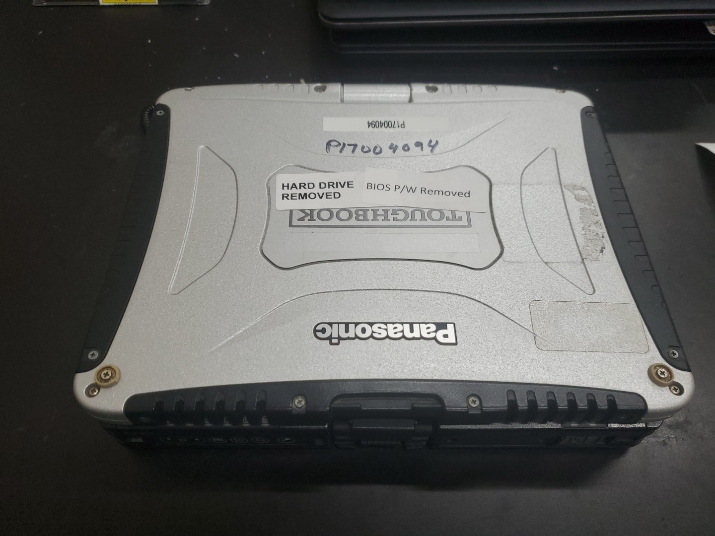 Panasonic Toughbook CF-19, i5-3610ME @ 2.7GHz, 8GB RAM, NO HD/caddy 8500 Hours