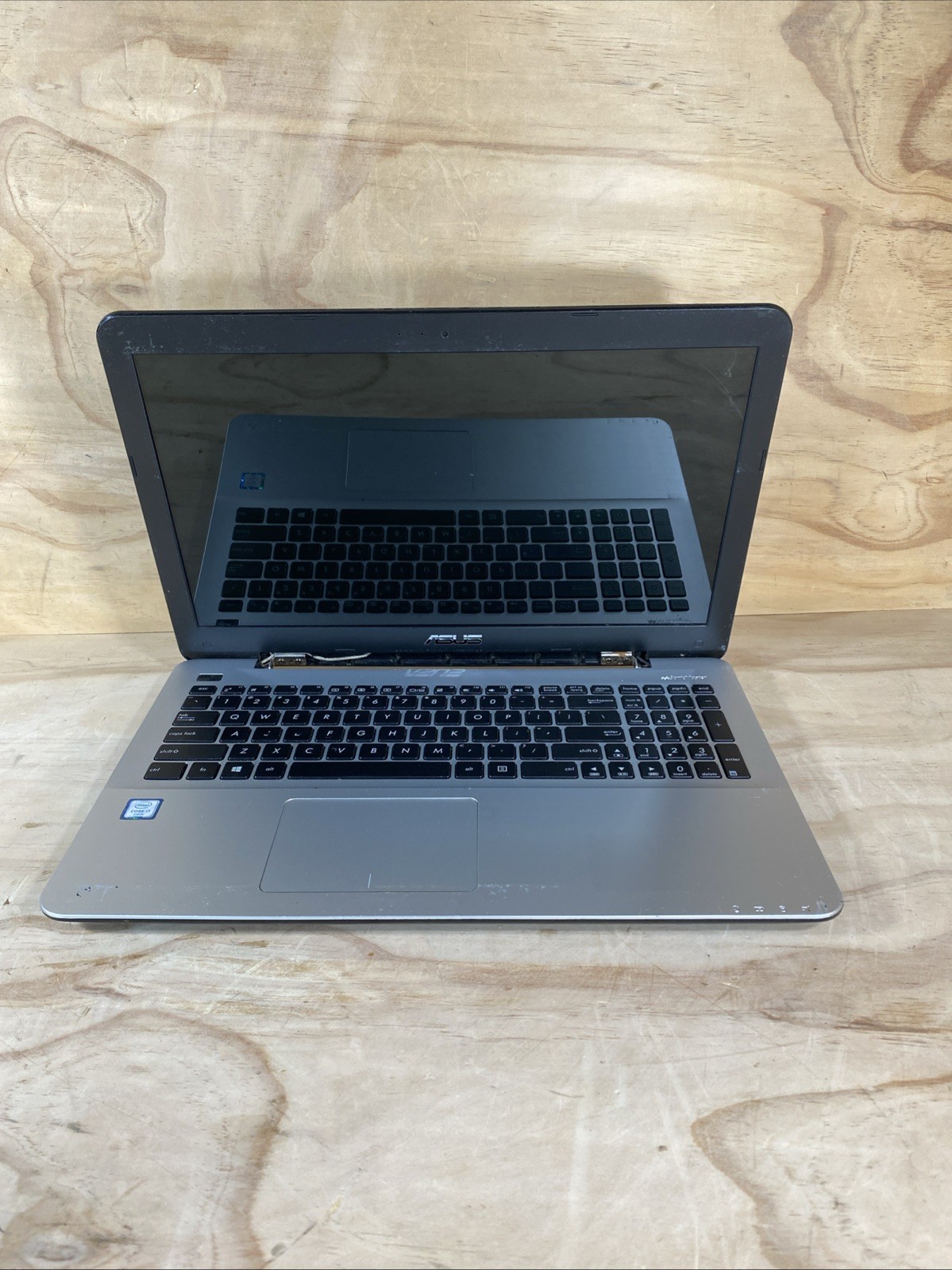 ASUS F555UA 15.6″ Laptop Intel Core i7-6500U(2.6) GHz /8GB/1Tb Hdd/bad batt