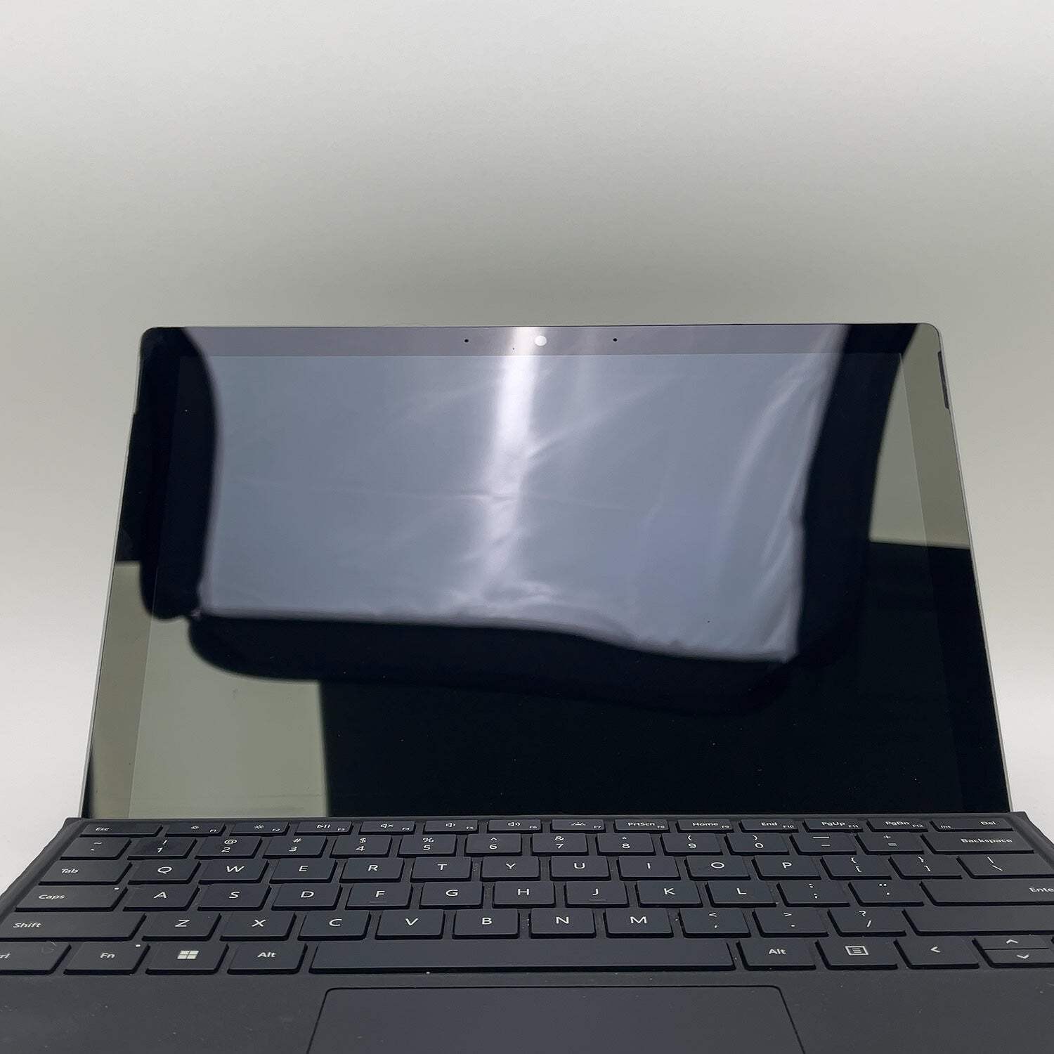 Broken Microsoft Surface Pro 7+ 1960 i3-1115G4 3.0GHz 8GB RAM 128GB SSD READ