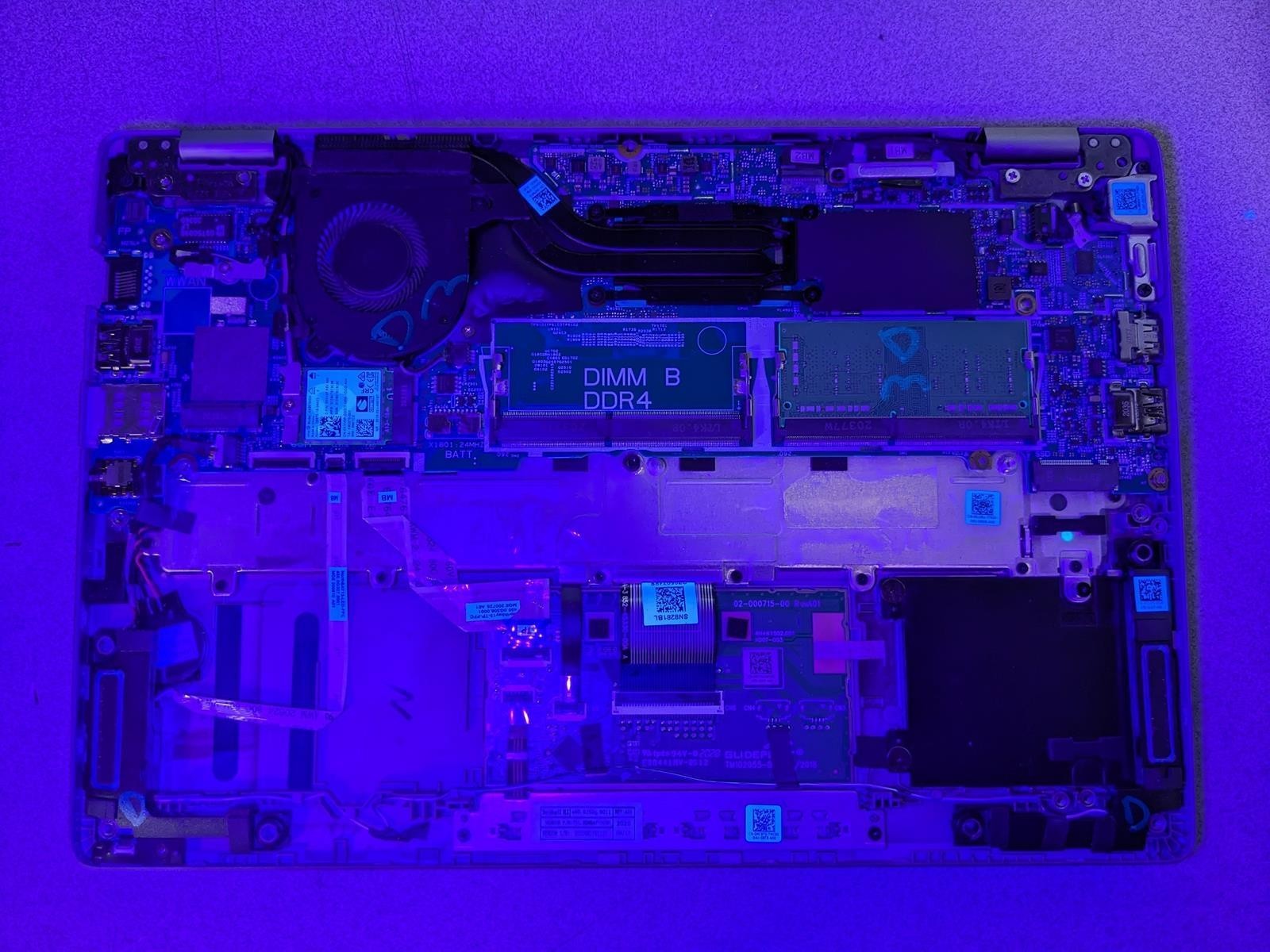DELL LATITUDE 5310 i5-10210U @ 1.60GHz, 4GB RAM, NO HDD/OS