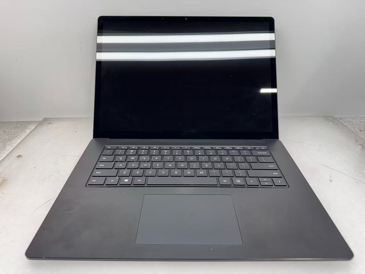Microsoft Surface Laptop 3 1872 Intel i7-1035G7@1.2Ghz 8G 256G Win 10 W/AC *READ