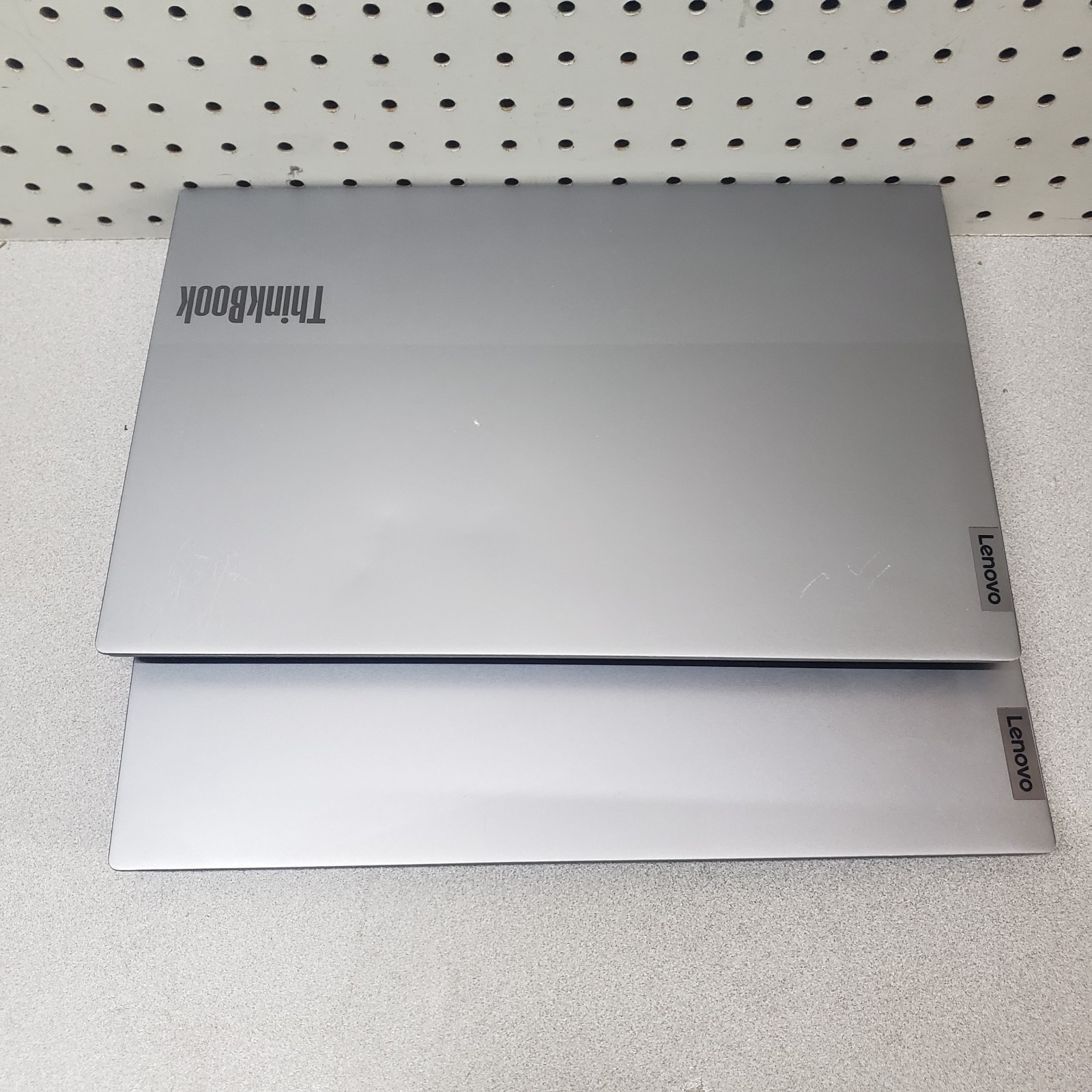 Lenovo ThinkBook 15 G4 IAP I7 NO RAM, NO SSD PARTS OR REPAIR GOOD SCREEN