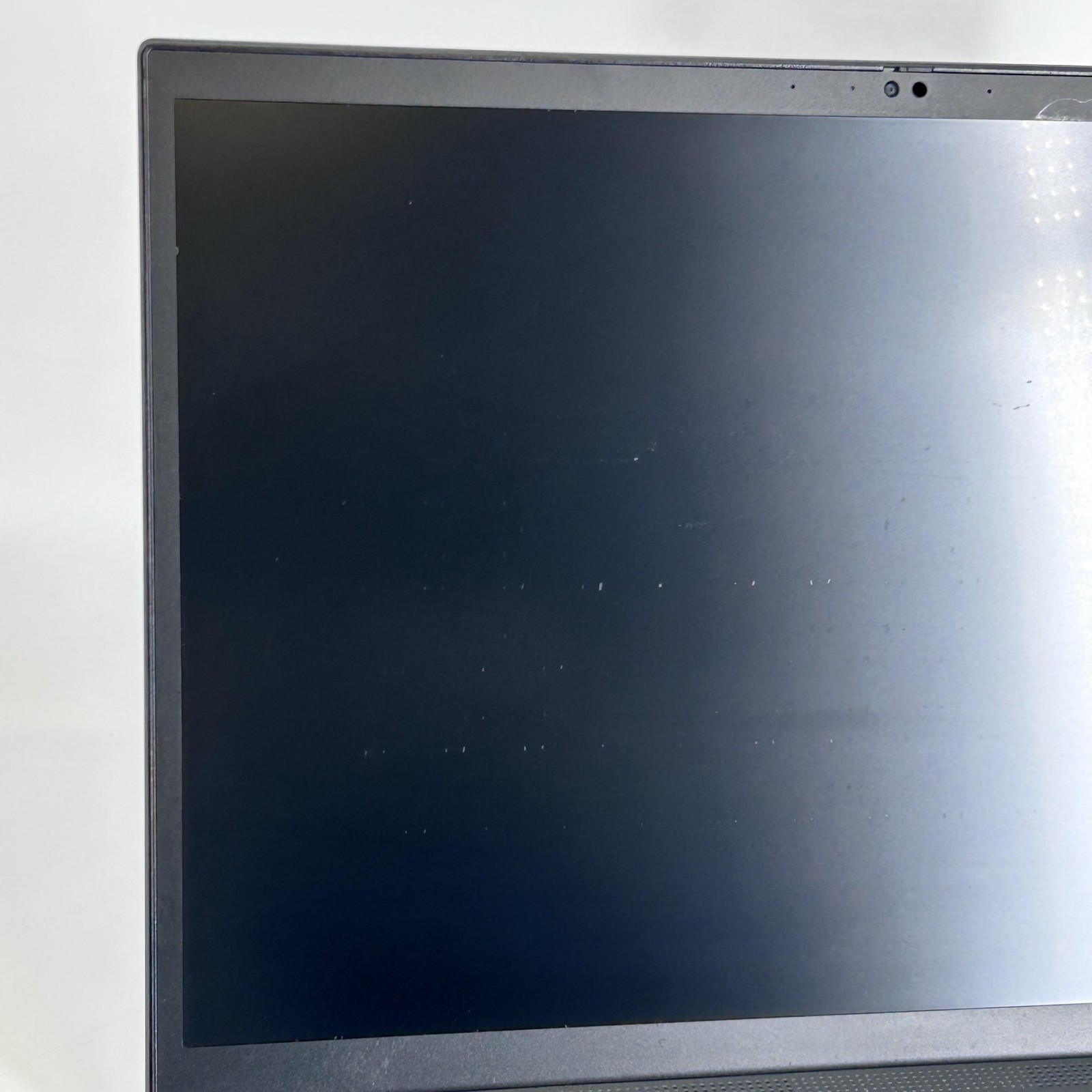 Lenovo ThinkPad P16s Gen 2 FHD+ 2.2 GHz i7-1360P 16GB 512GB RTX A500-FRAME SPLIT