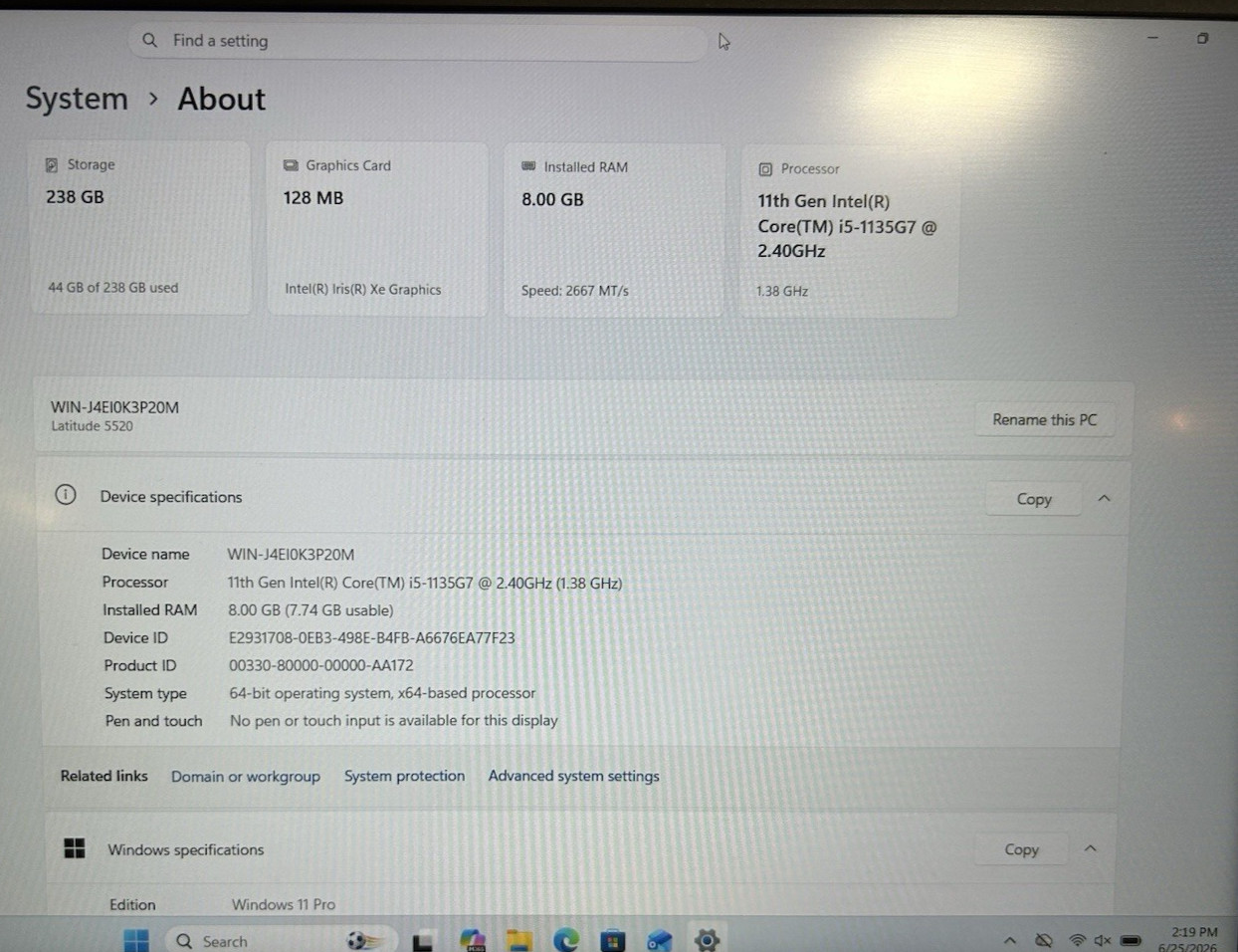 Dell Latitude 5520 Laptop 15.6″ i5-1135G7 @2.40GHz – 8GB RAM – 256GB NVMe – W11P