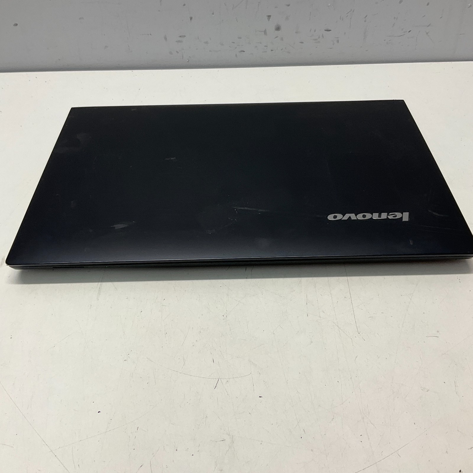 Lenovo Laptop B50-80 Intel i3-4005U @ 1.70 GHz 4GB 250GB SSD Windows 10 Pro