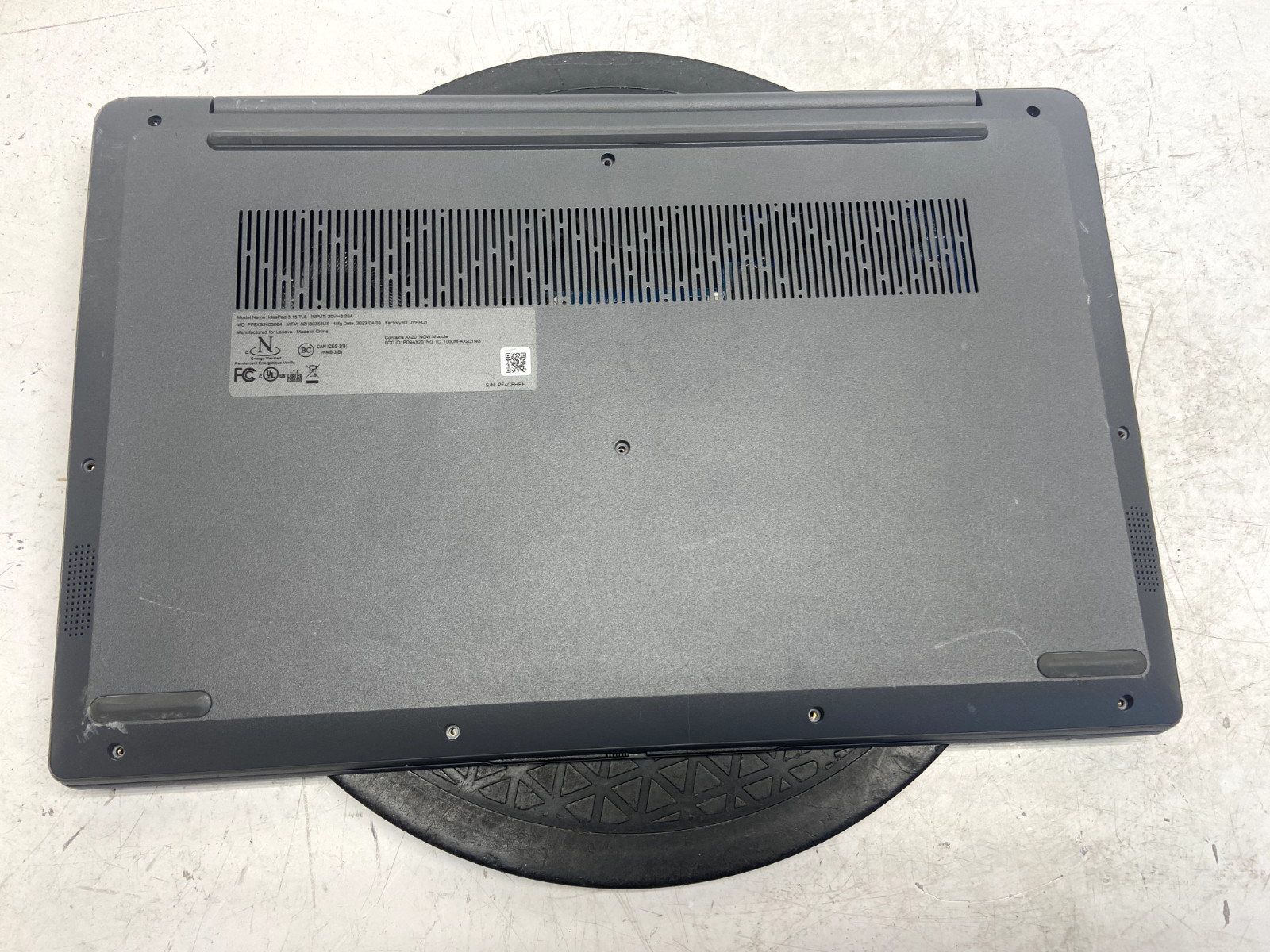 Lenovo IdeaPad 3 15iTL6 Intel Core i5-1135G7 4GB NO HDD READ