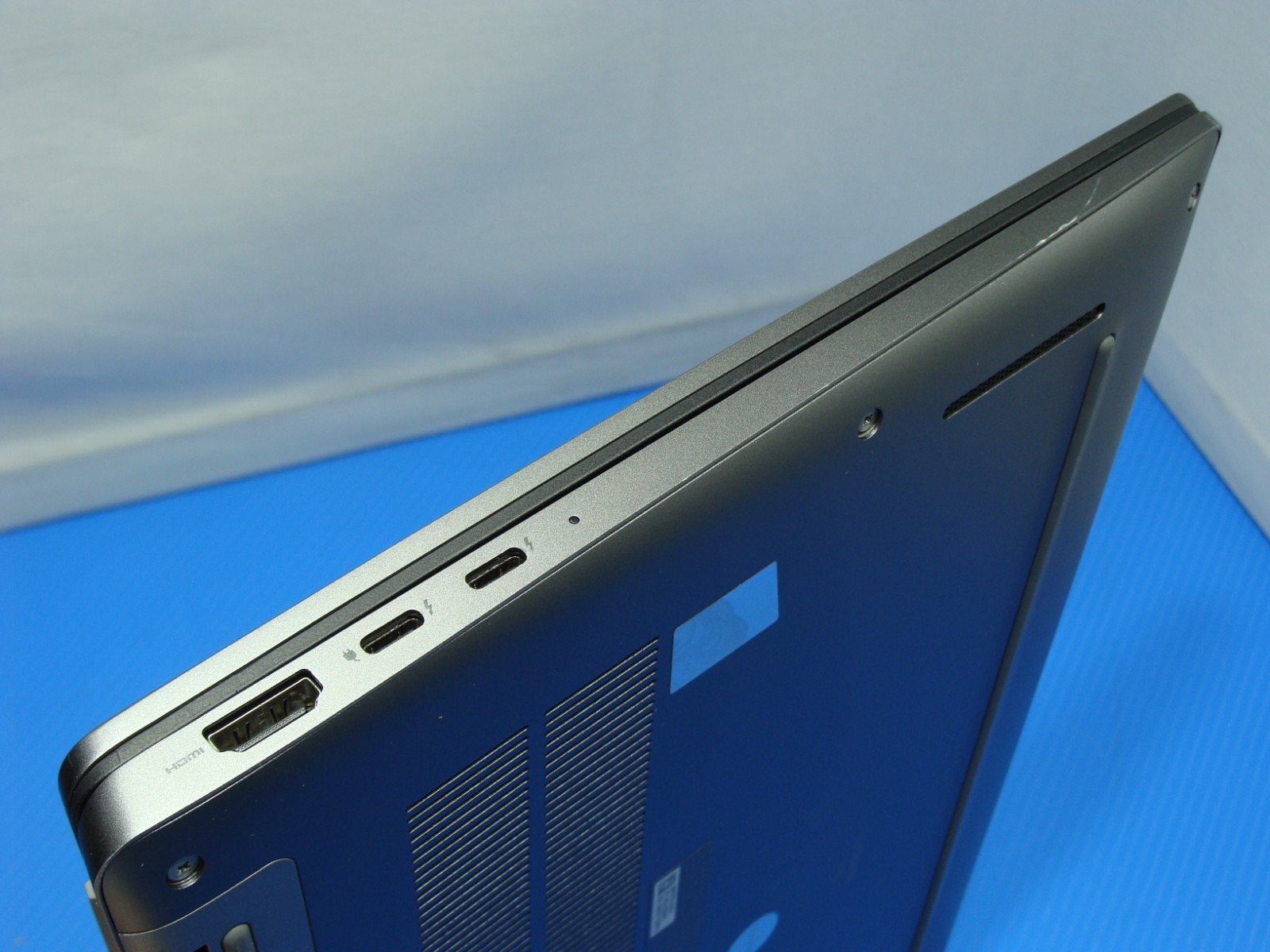 Dell Latitude 7440 14″FHD+ i7-1365U 1.8GHz 16GB 512GB SSD Win 11 Pro Warranty!