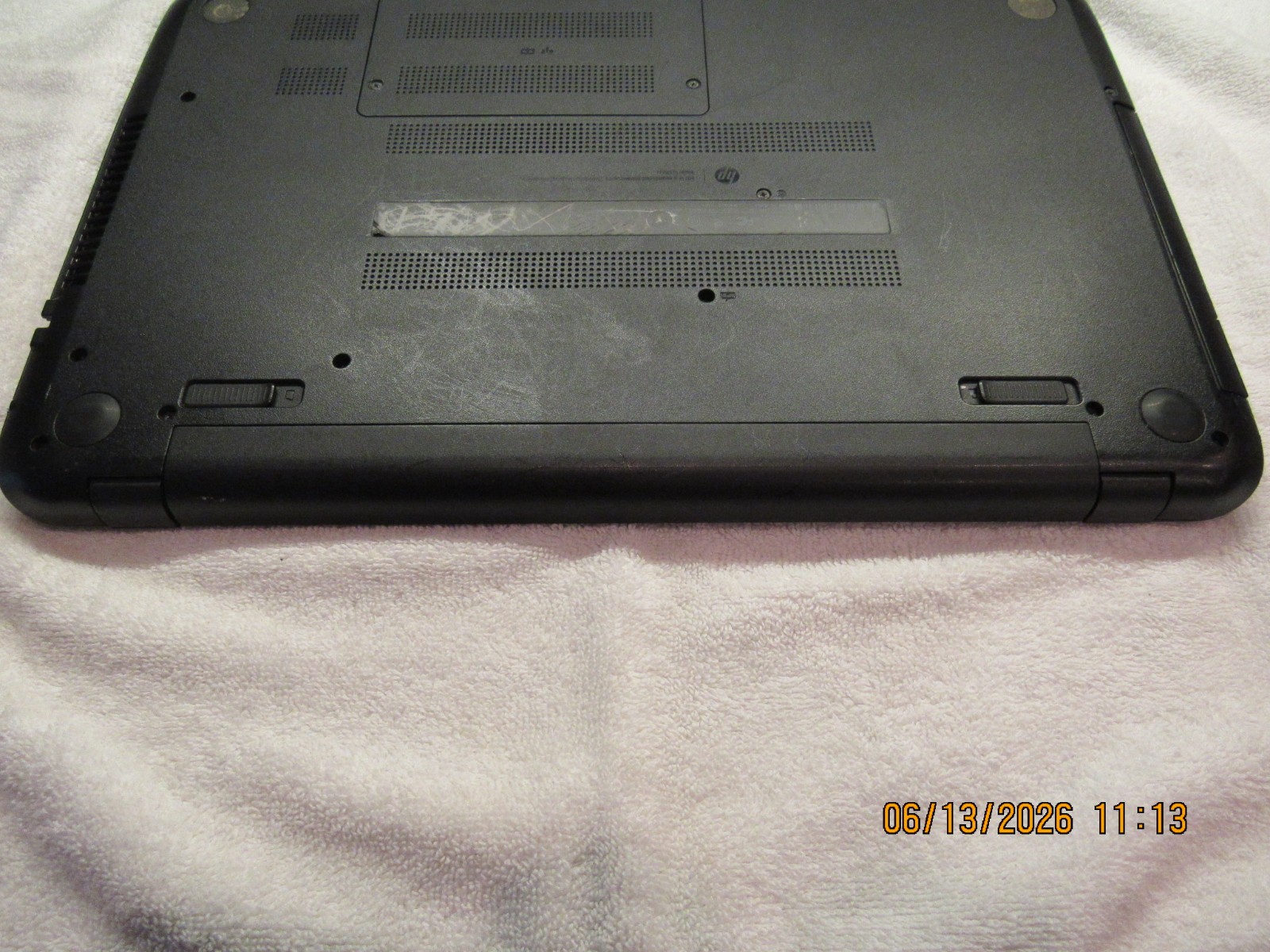 HP computer for parts No OS,No HD, No HD caddy, No charger, 4gb ram GOOD screen
