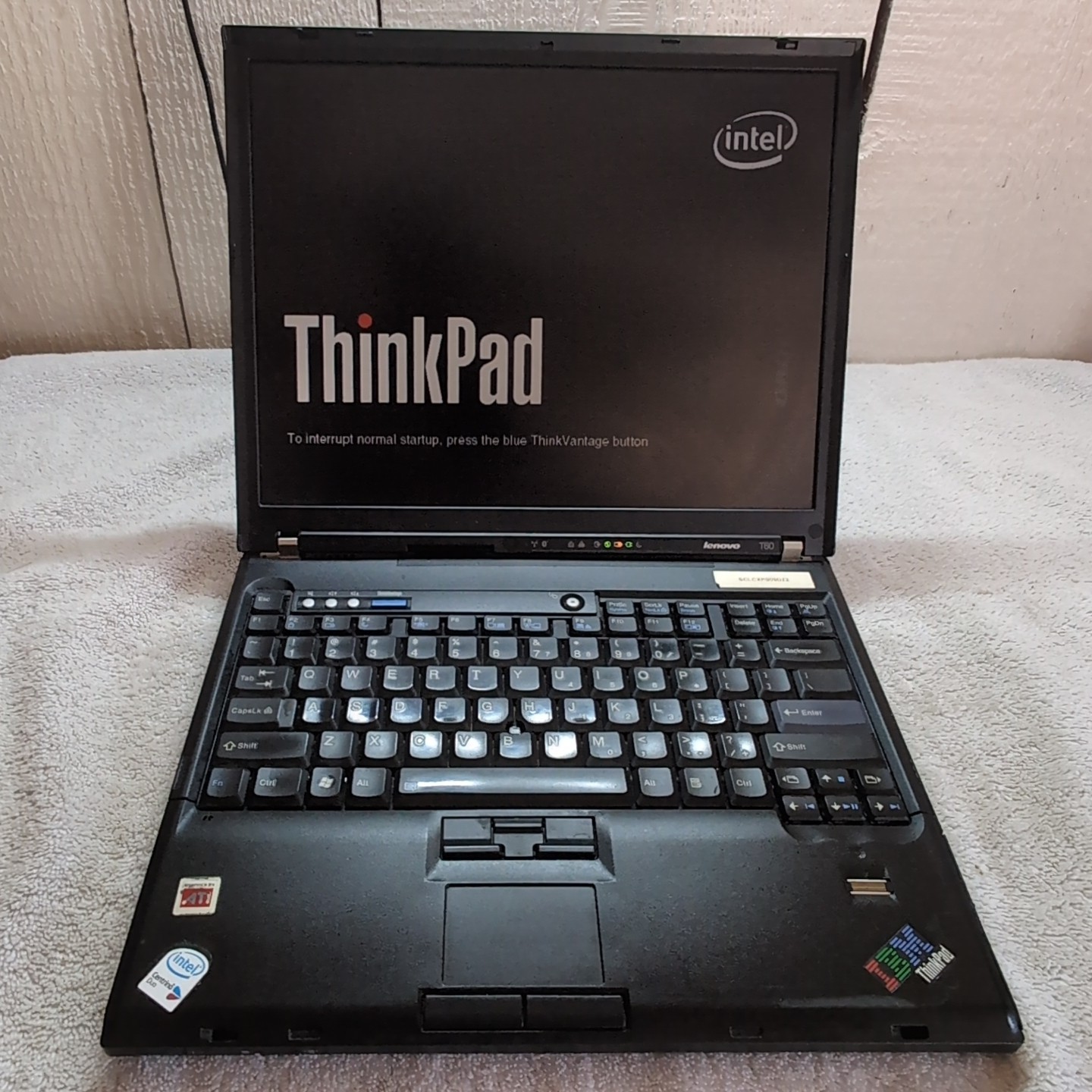 TESTED IBM Thinkpad T60 Laptop Intel 2 Ghz Centrino Duo 2GB RAM Windows XP