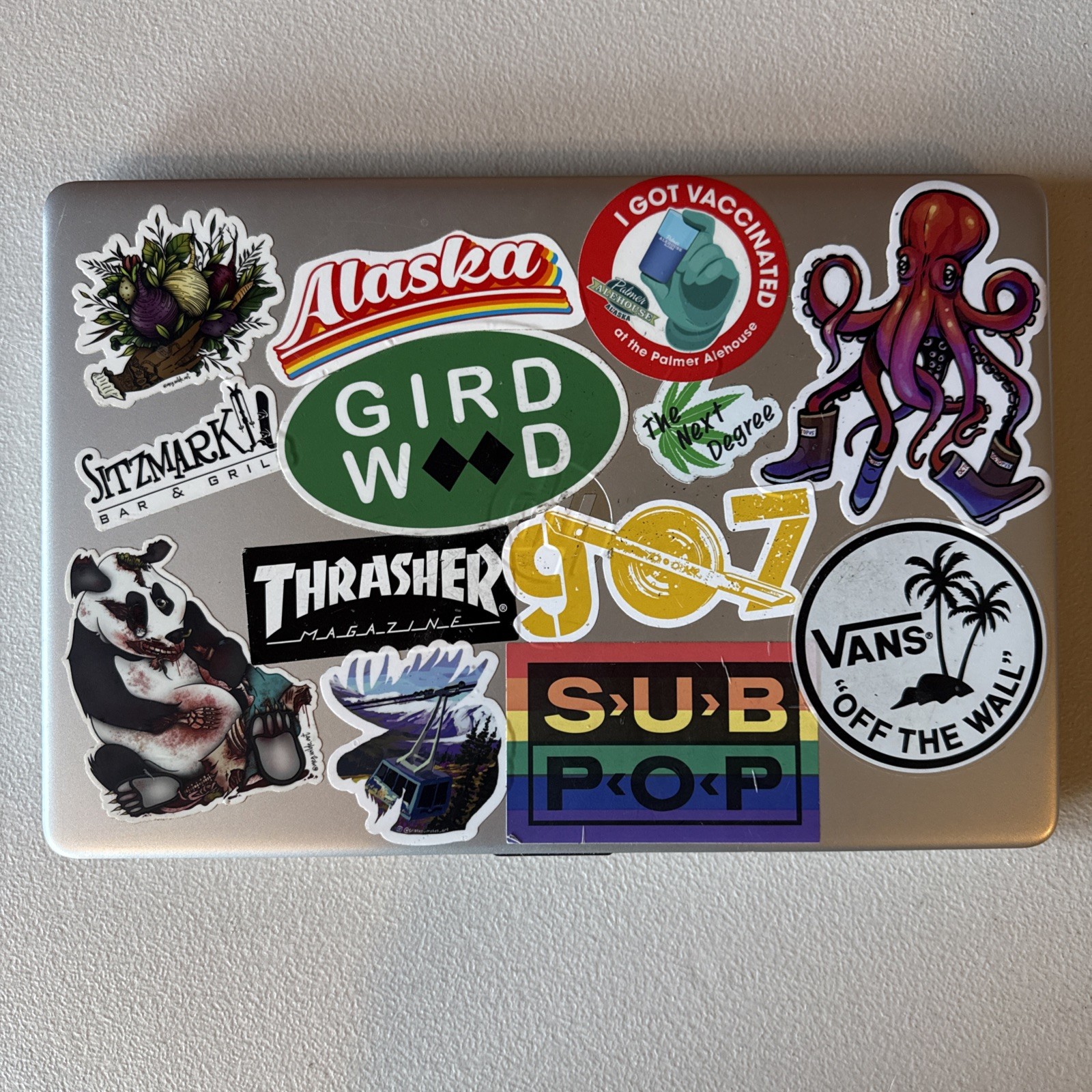 HP 15-ef1040nr laptop for parts or repair AS IS READ DESCRIPTION