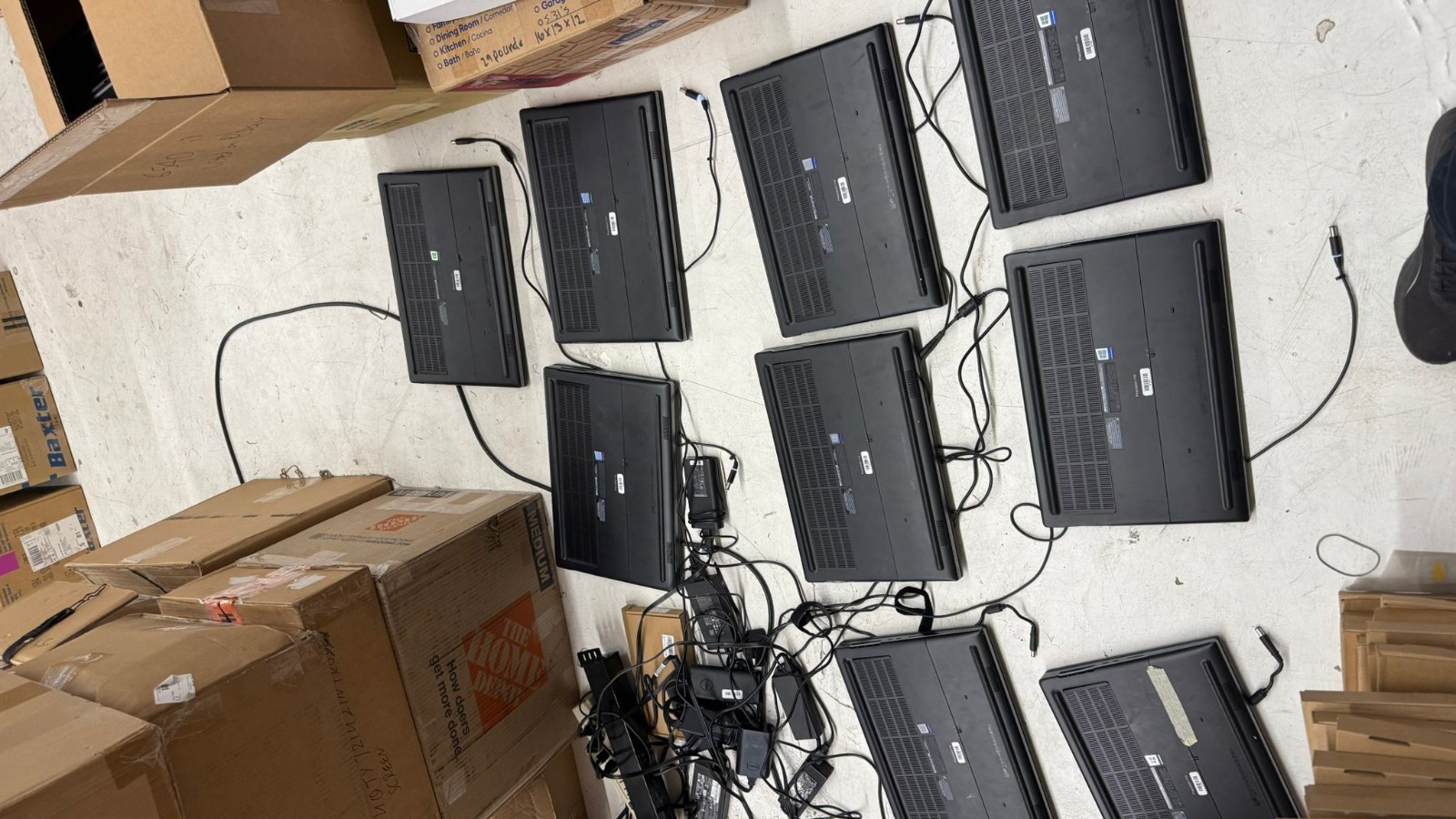 Lot of 9 Dell Precision 7730 17″ Laptop Core i5-8300H 8GB RAM NO SSD Boot Bios
