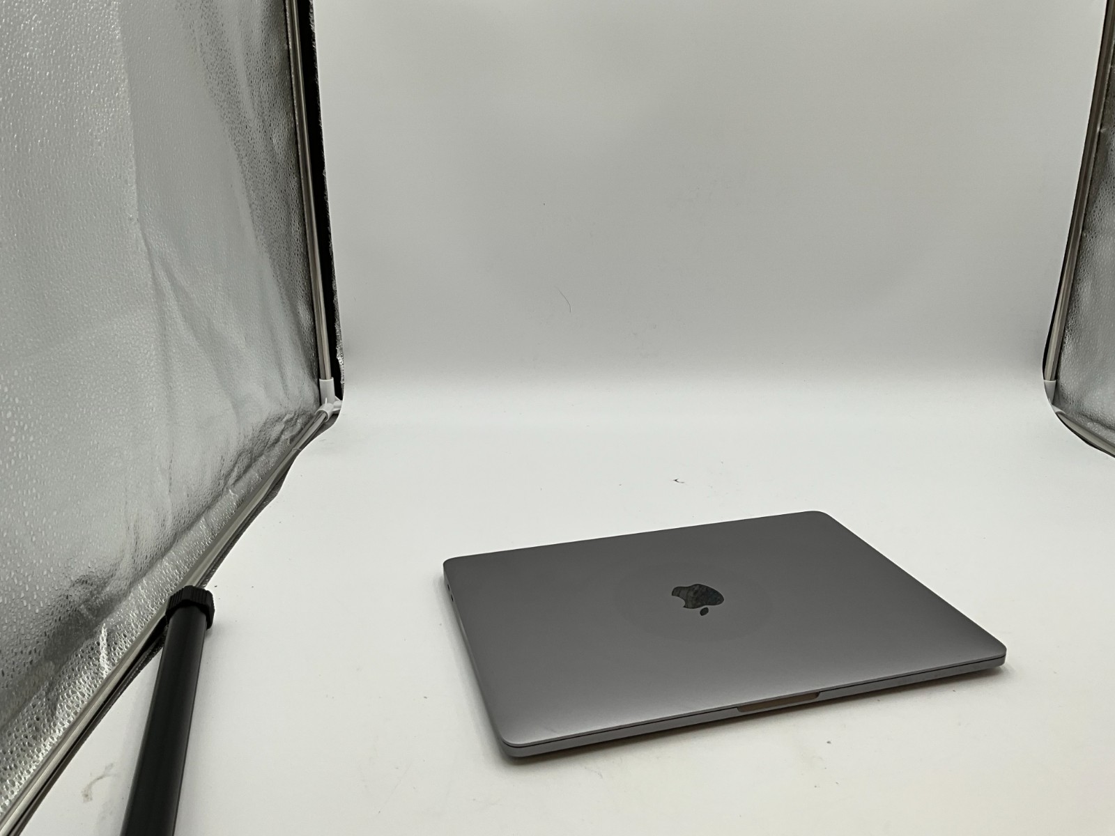 APPLE MacBook Pro 13 A2251 I5-1038NG7 16GB 512GB 2020* TAHOE C02FH1NSML7H