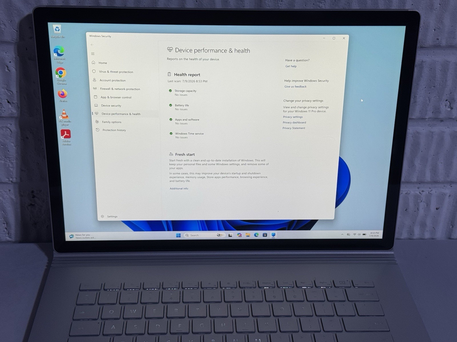 Microsoft Surface Book 3 1899 TOUCHSCREEN Intel i7 10th, 1tb, 32GB Laptop ONLY!
