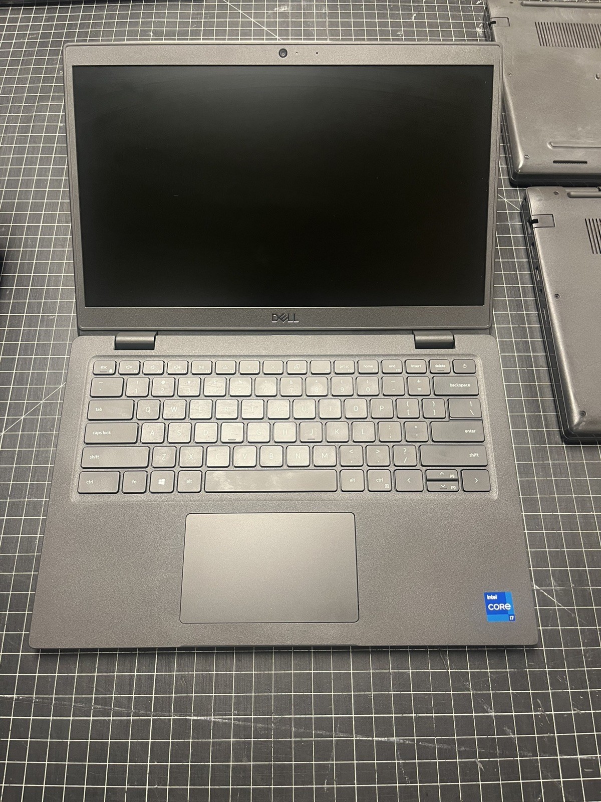 Dell Latitude 3420 14″ i7-1165G7 2.8GHz 16GB RAM 256GB NVMe SSD Windows 11Pro