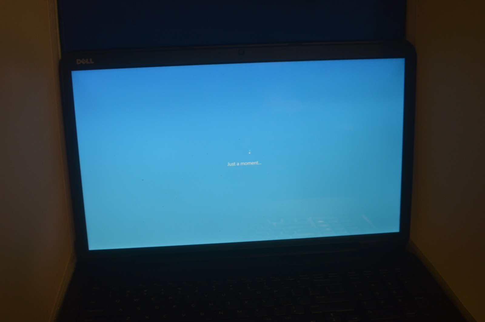 dell 3721 inspiron 16mag ram/930maga bites h/drive /win 10
