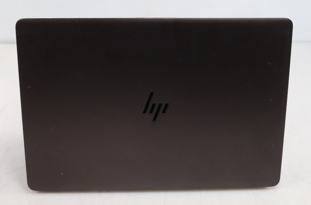 HP ZBook Studio G4 15.3″ Intel i7-7700HQ 8GB DDR4 256GB SSD No COA OS