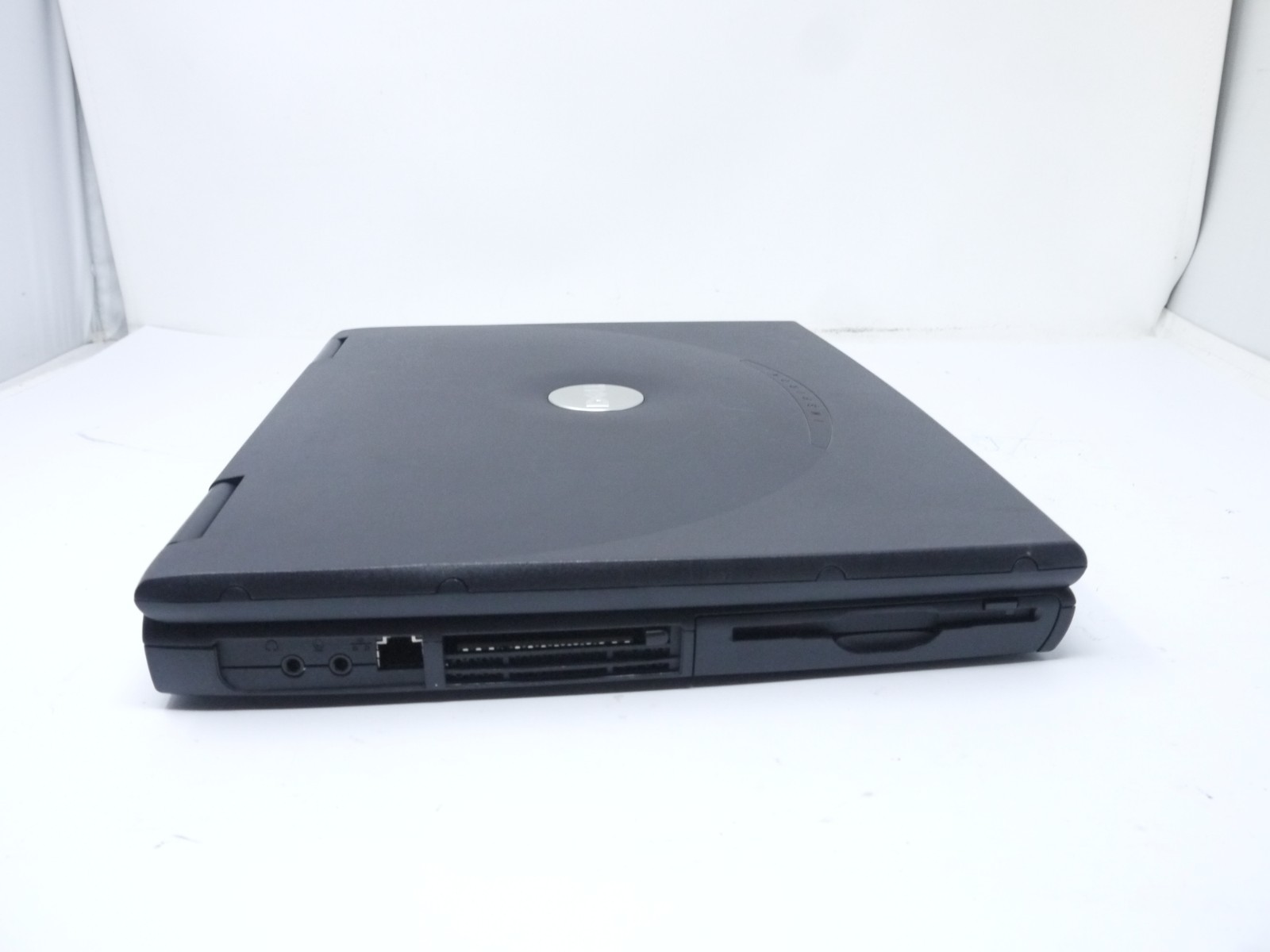 Dell Inspiron 2650 14″ Vintage Laptop – Pentium 4 / 512MB / 60GB – Dead Batery