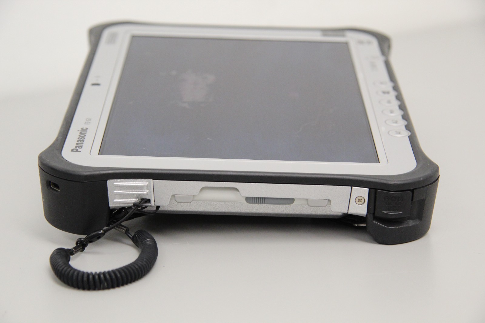 Panasonic Toughpad FZ-G1 Intel Core i5-5300U 2.30GHz 8GB Ram No HDD No Charger