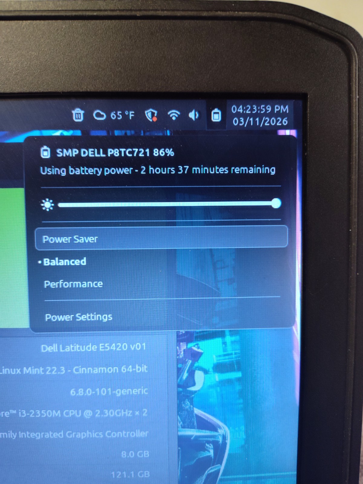 Dell Latitude E5420 14 inch (120 GB SSD, Intel Core i3, 2.50 GHz, 8 GB RAM)