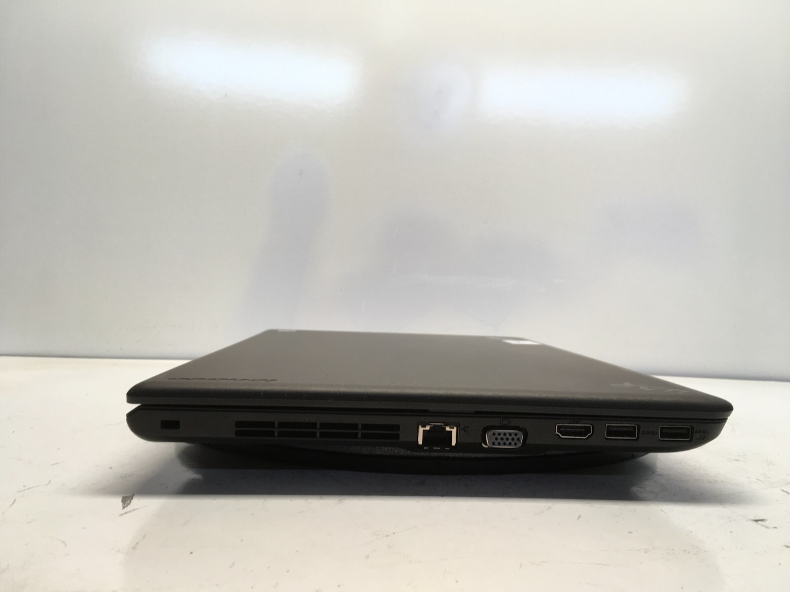 Lenovo ThinkPad E550 Intel i3-4005U 1.7GHz 4 GB NO HDD