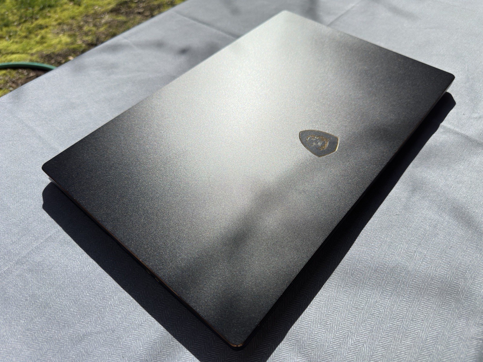 NVIDIA RTX 2080 8GB, MSI GS75 Stealth-093, i7-8750H, 1TB SSD, 32GB, 17.3″ 144Hz