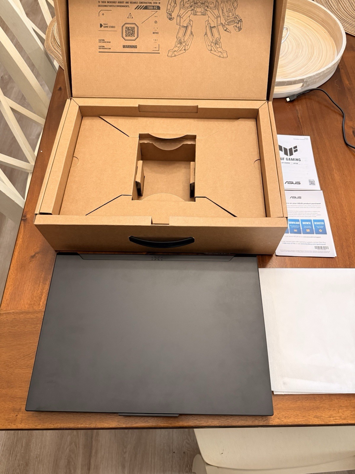 ASUS TUF Gaming A16 16″ (32GB Ram) (3TB SSD)