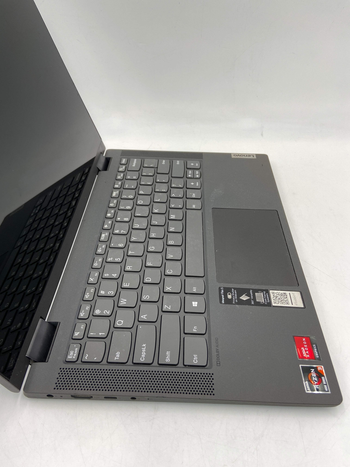 Lenovo IdeaPad Flex 5 14″ Ryzen 3 3200U 4GB RAM 256GB SSD AMD