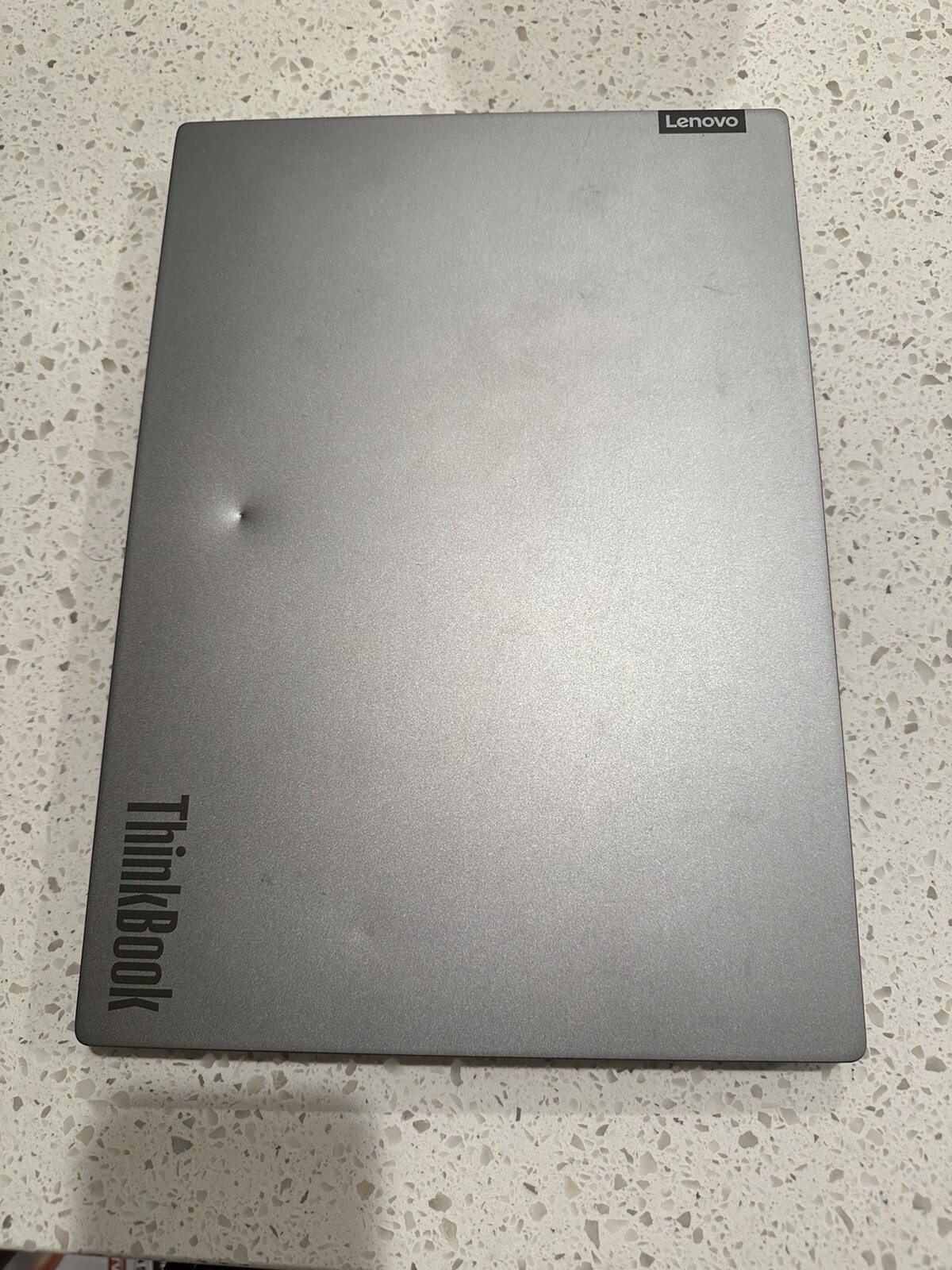 Lenovo Thinkbook 14 IIL 14″ (256GB SSD NVMe, Intel Core i5-1035G1, 8GB RAM)