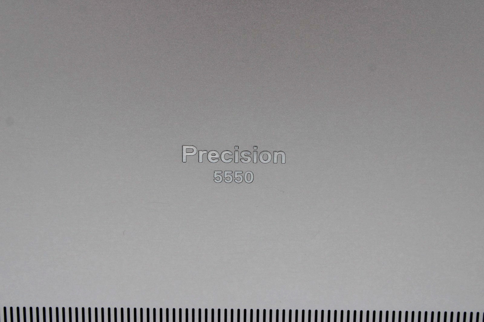 Dell Precision 5550 Intel Core i9-10885H 8GB RAM 256GB SSD NVIDIA Quadro T2000